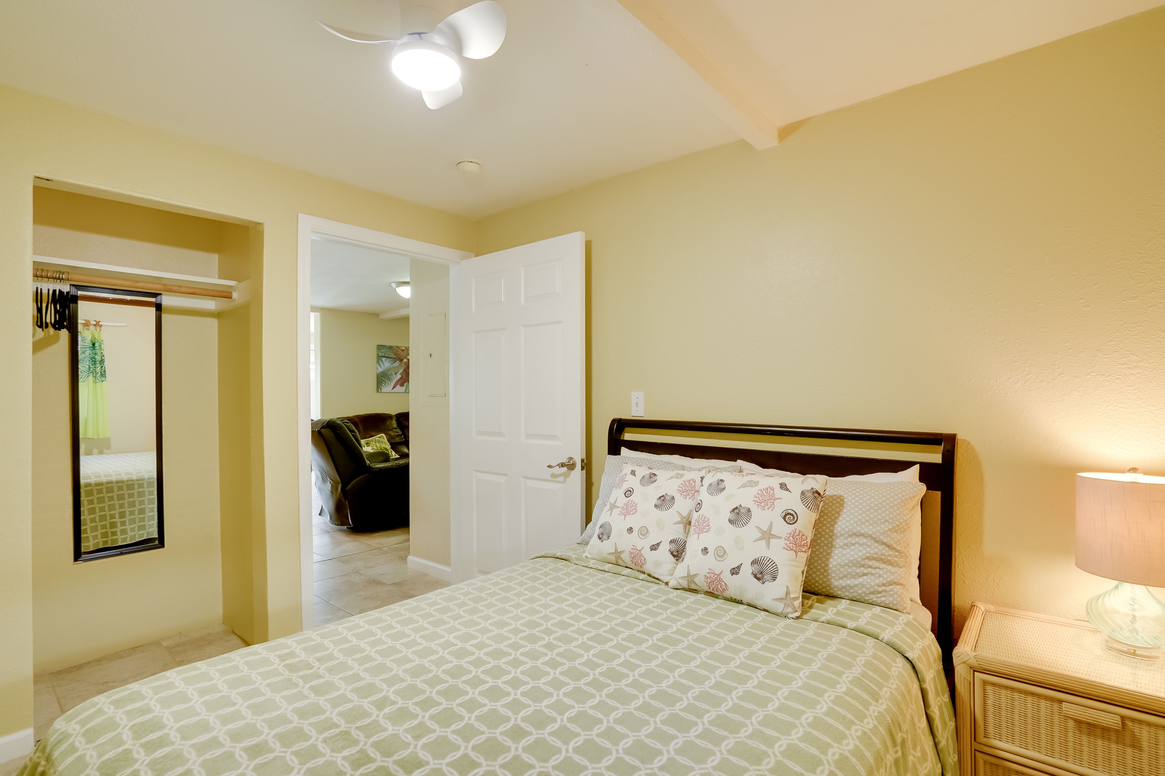 Bedroom 4 | Full Bed