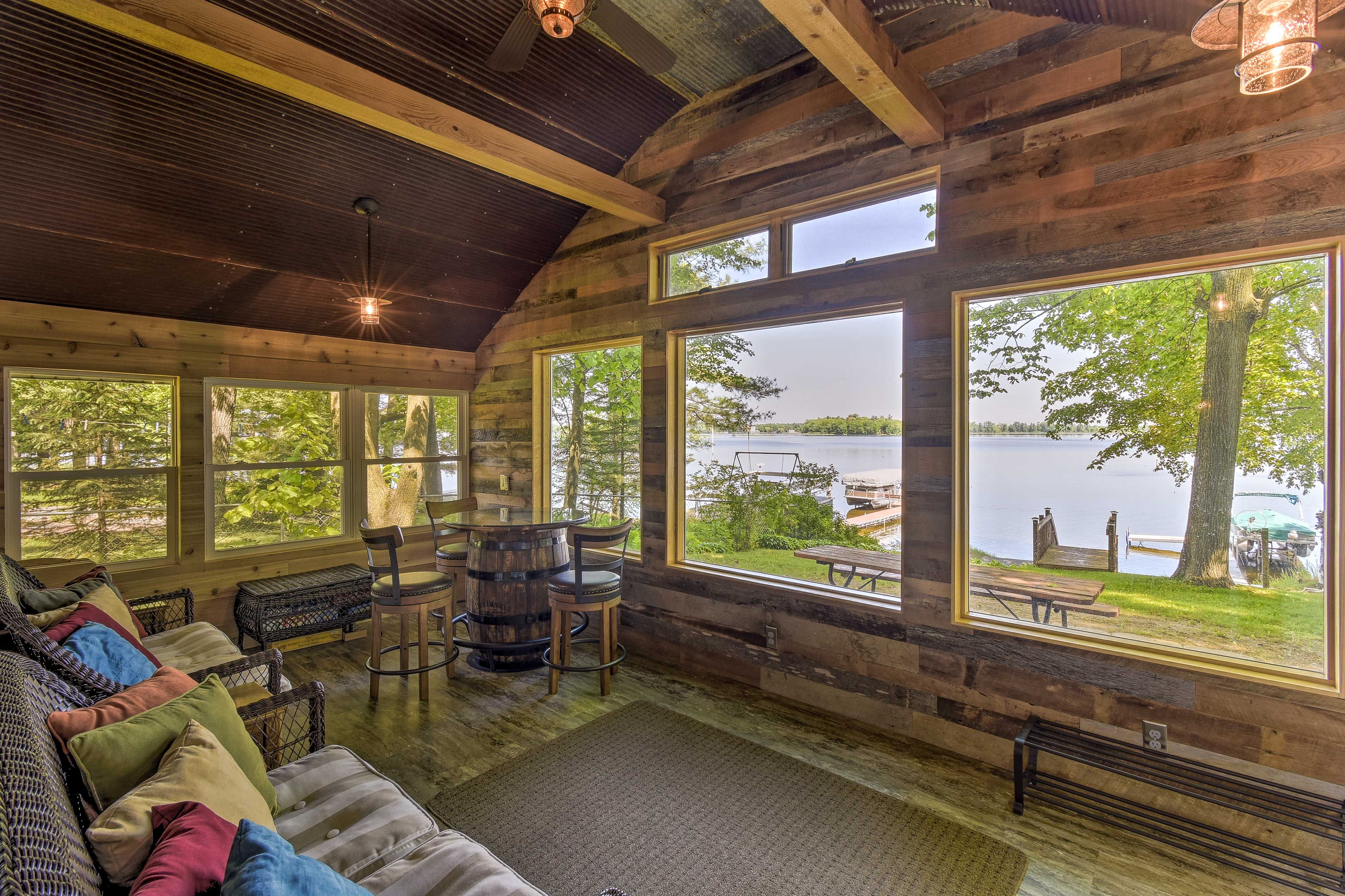 Sunroom w/ Lake Views