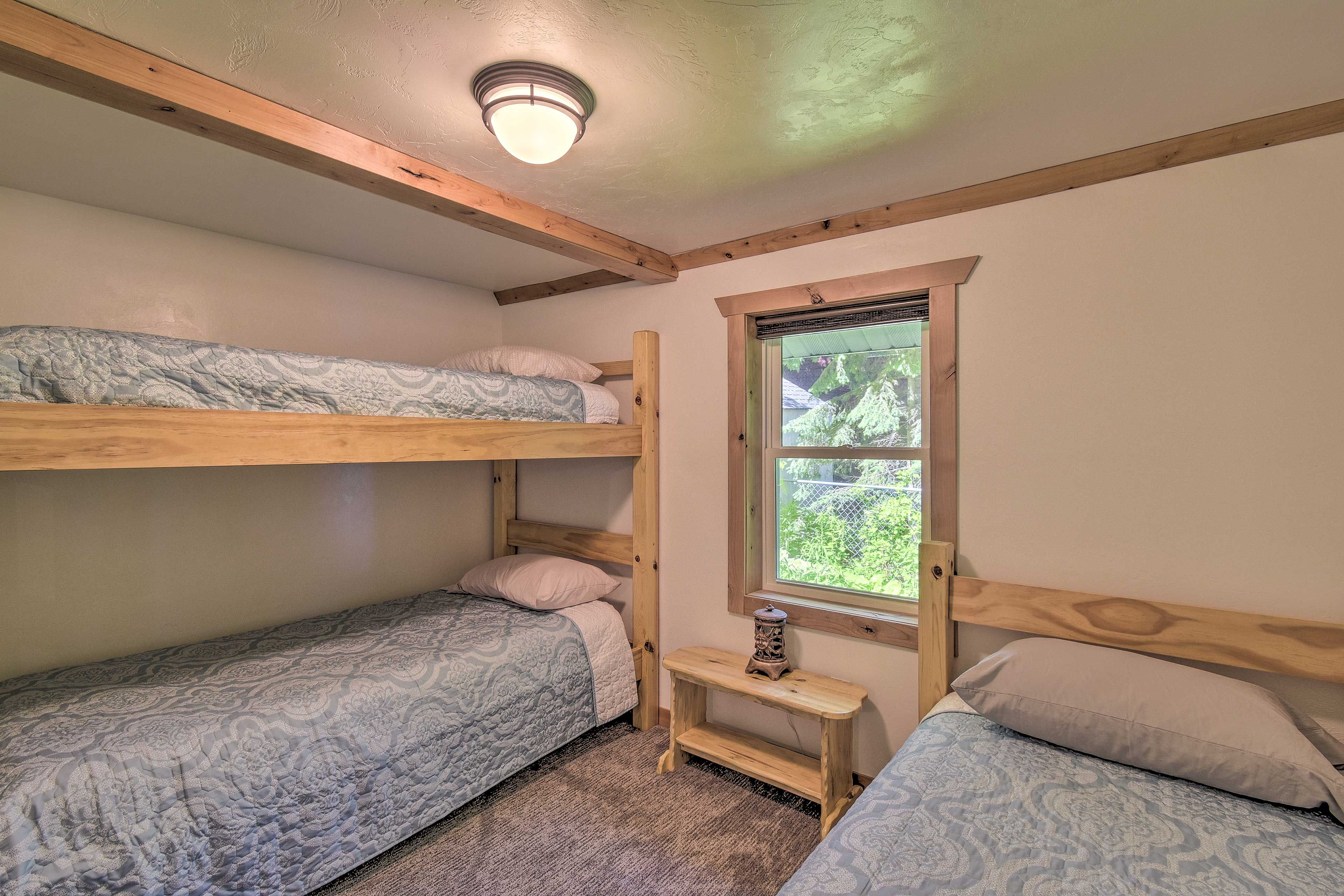 Bedroom 3 | Twin Bunk Bed | Twin Bed