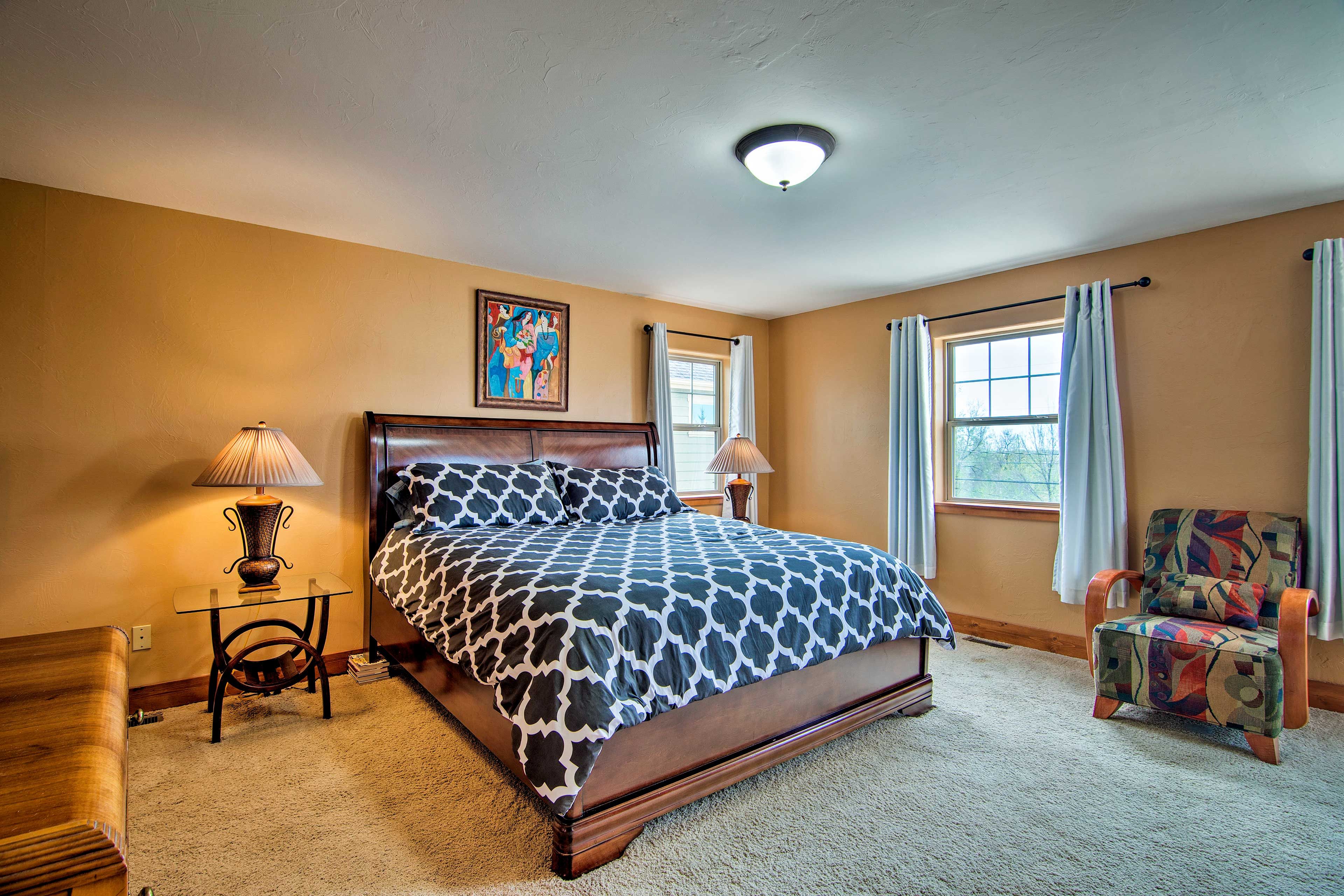 Enjoy the convenience of an en-suite bathroom.