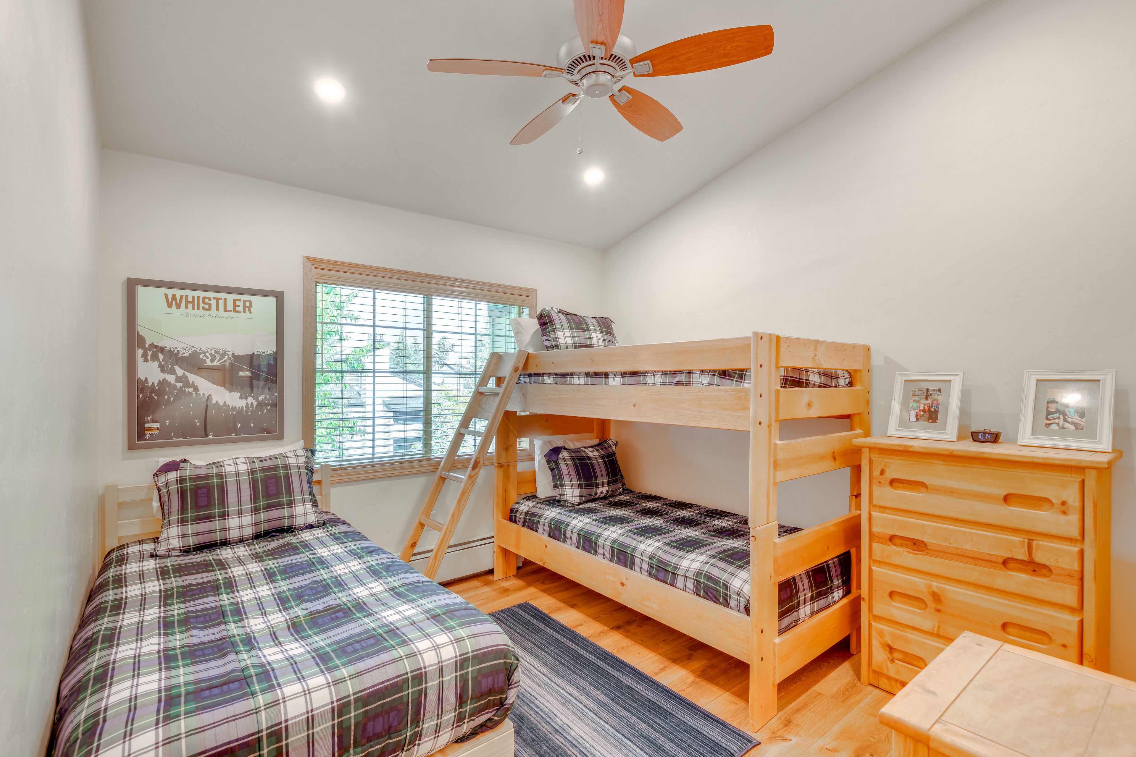Bedroom | Twin Bunk Bed | Twin Bed