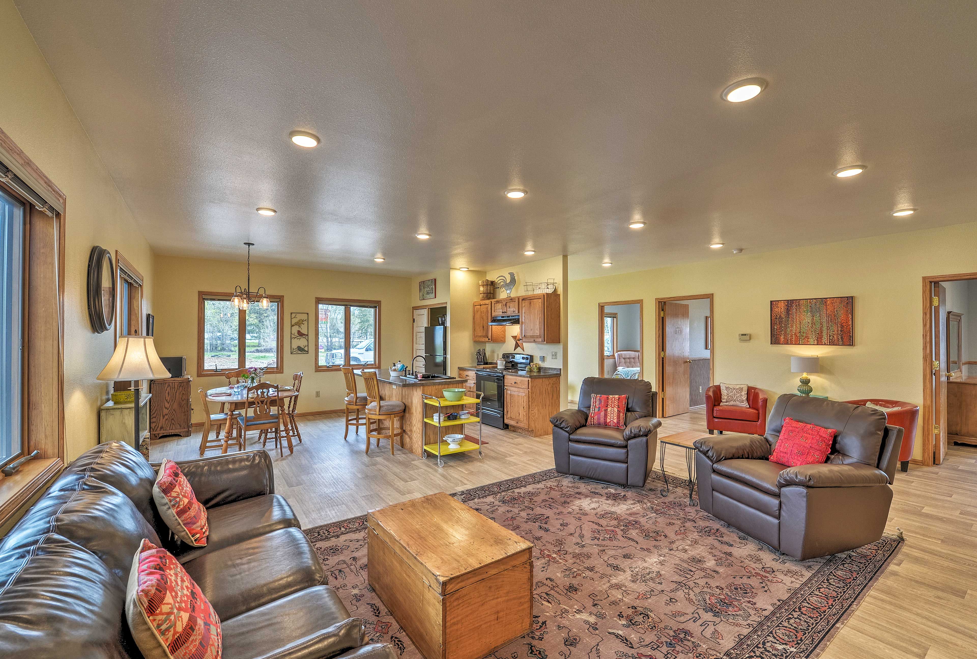 Ten Sleep Vacation Rental | 3BR | 1BA | 1,500 Sq Ft | 3 Stairs Required