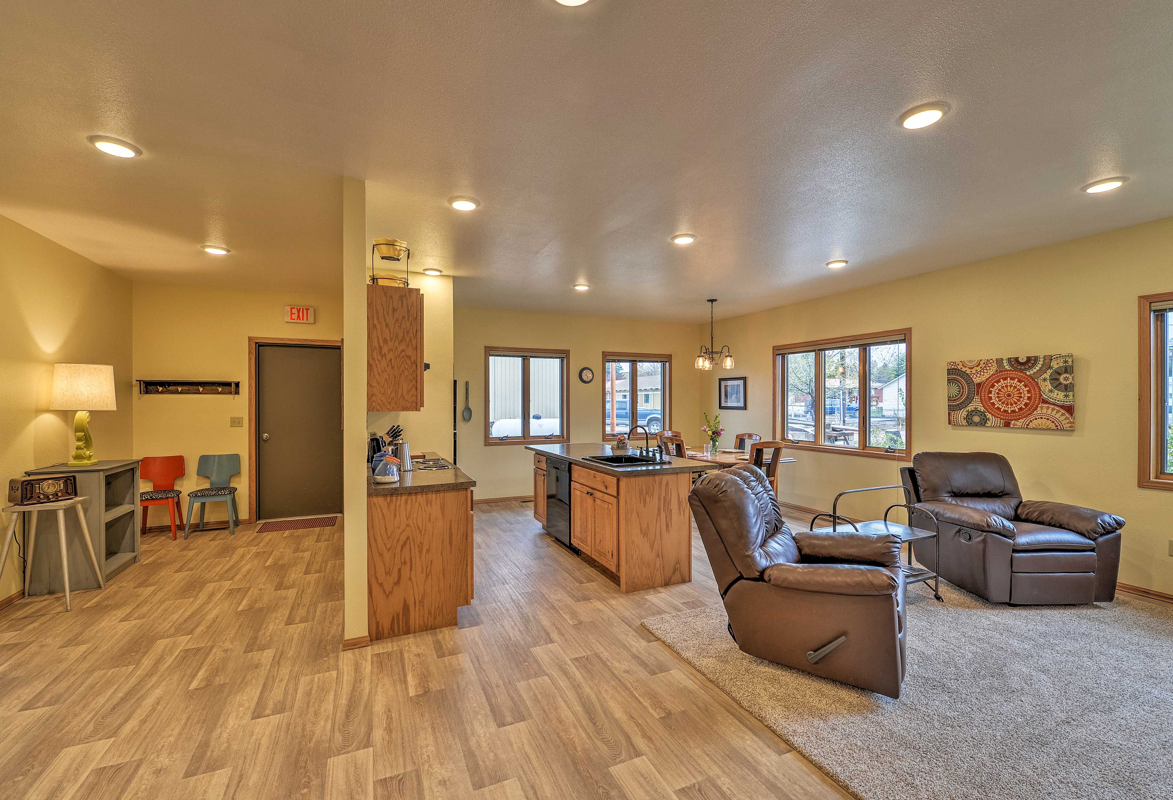 With a private entrance, this unit feels like it's own oasis.