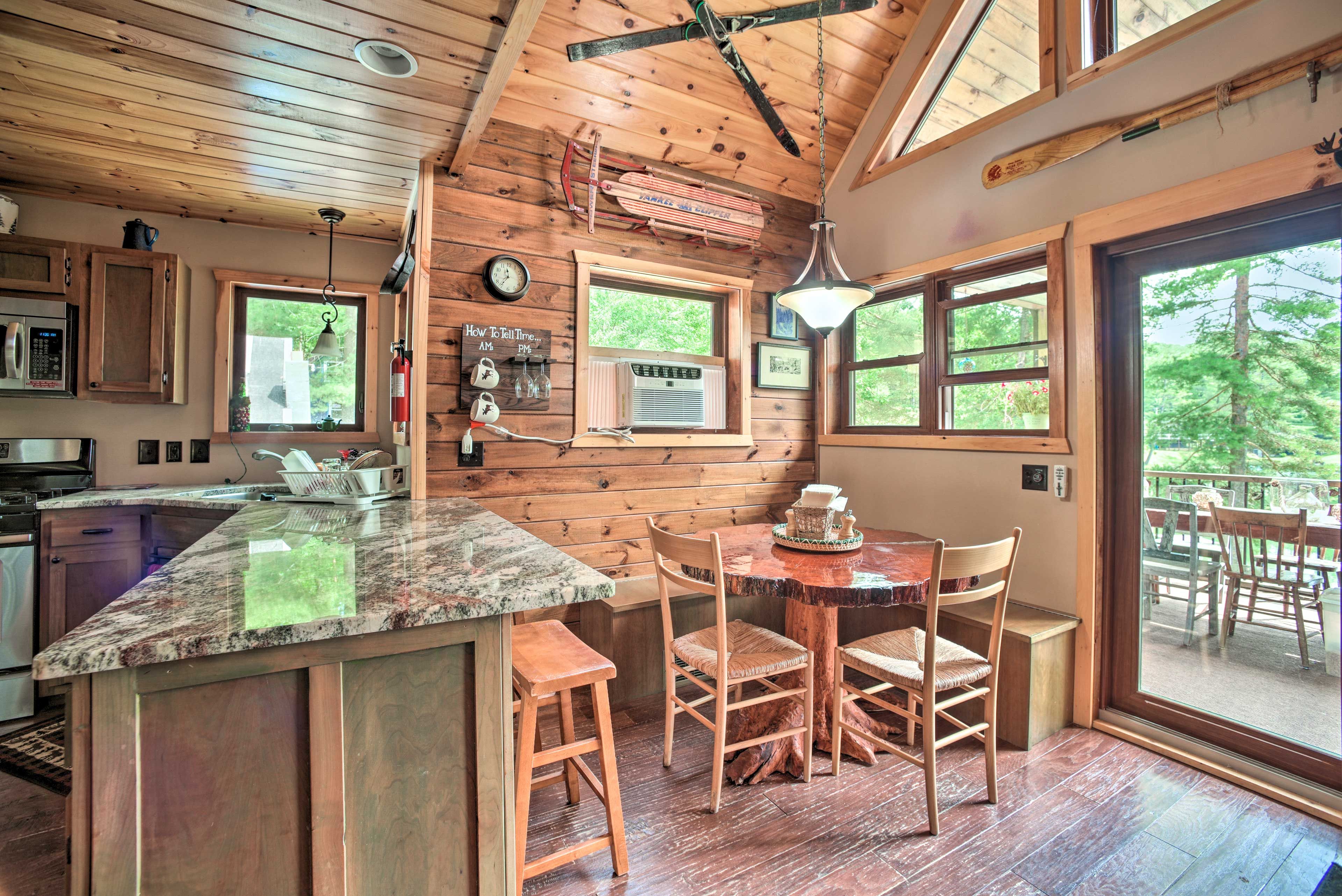 Dining Area | Lake Views