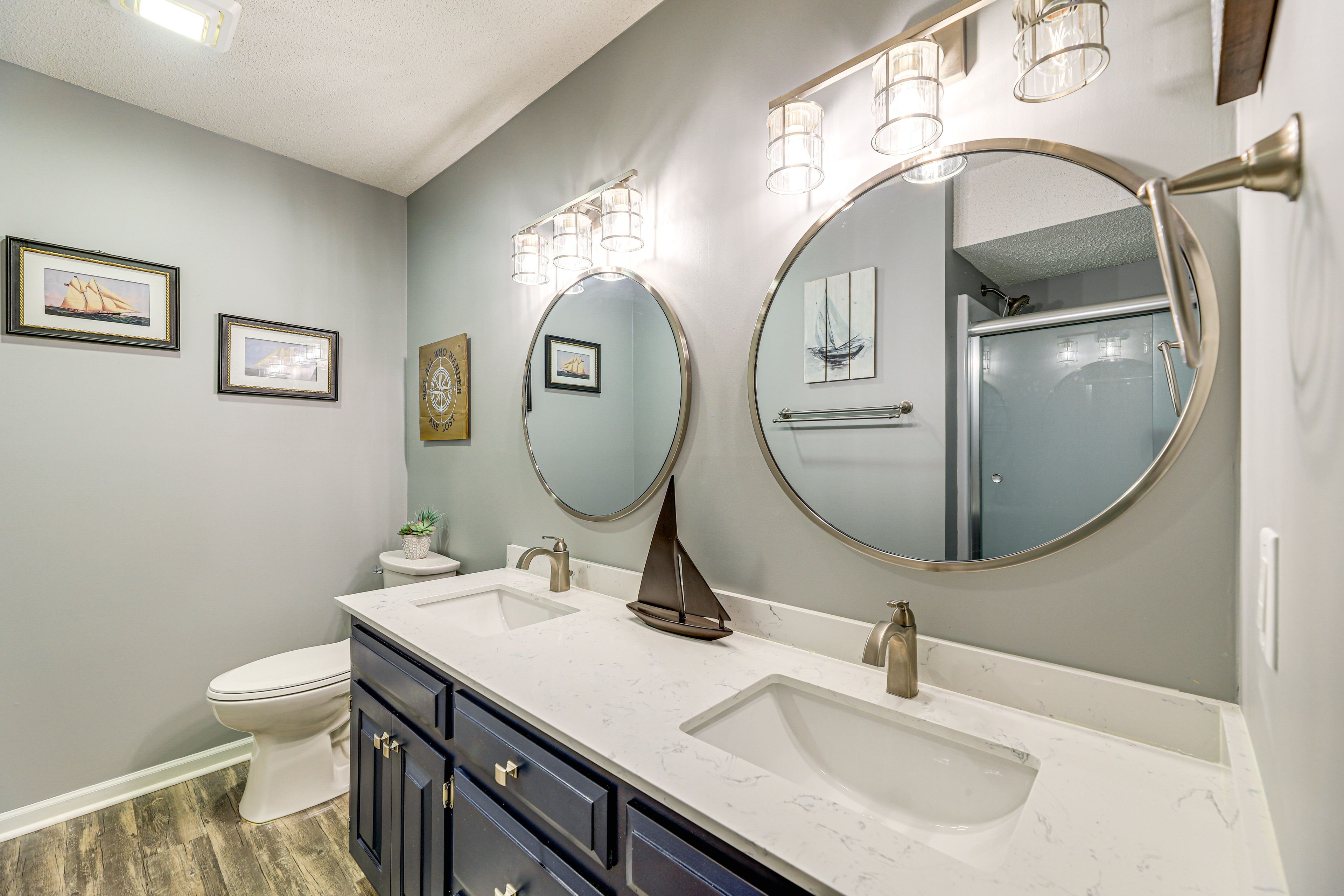 Full Bathroom