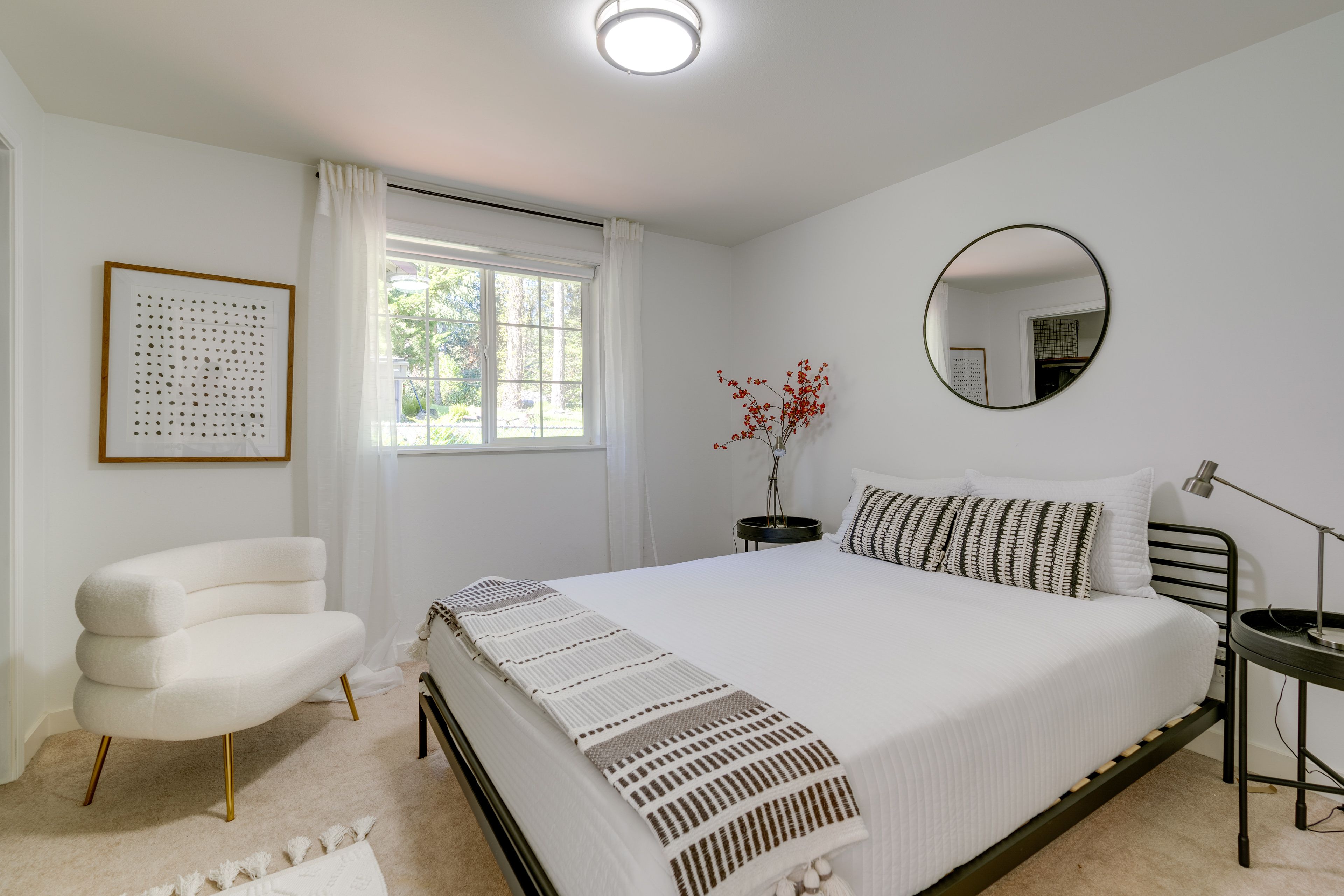 Bedroom 4 | Queen Bed