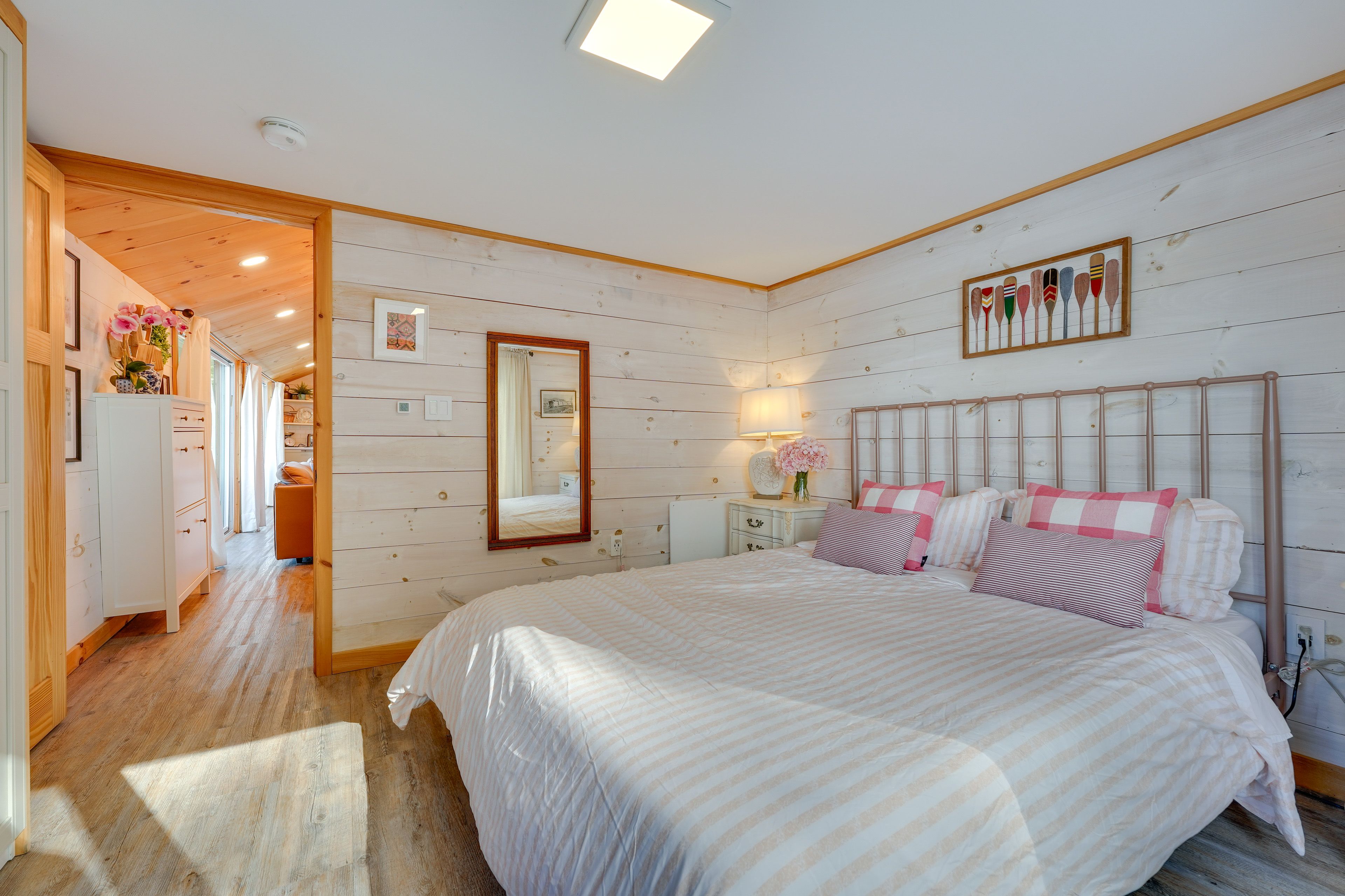 Bedroom 2 | Queen Bed | Linens Provided