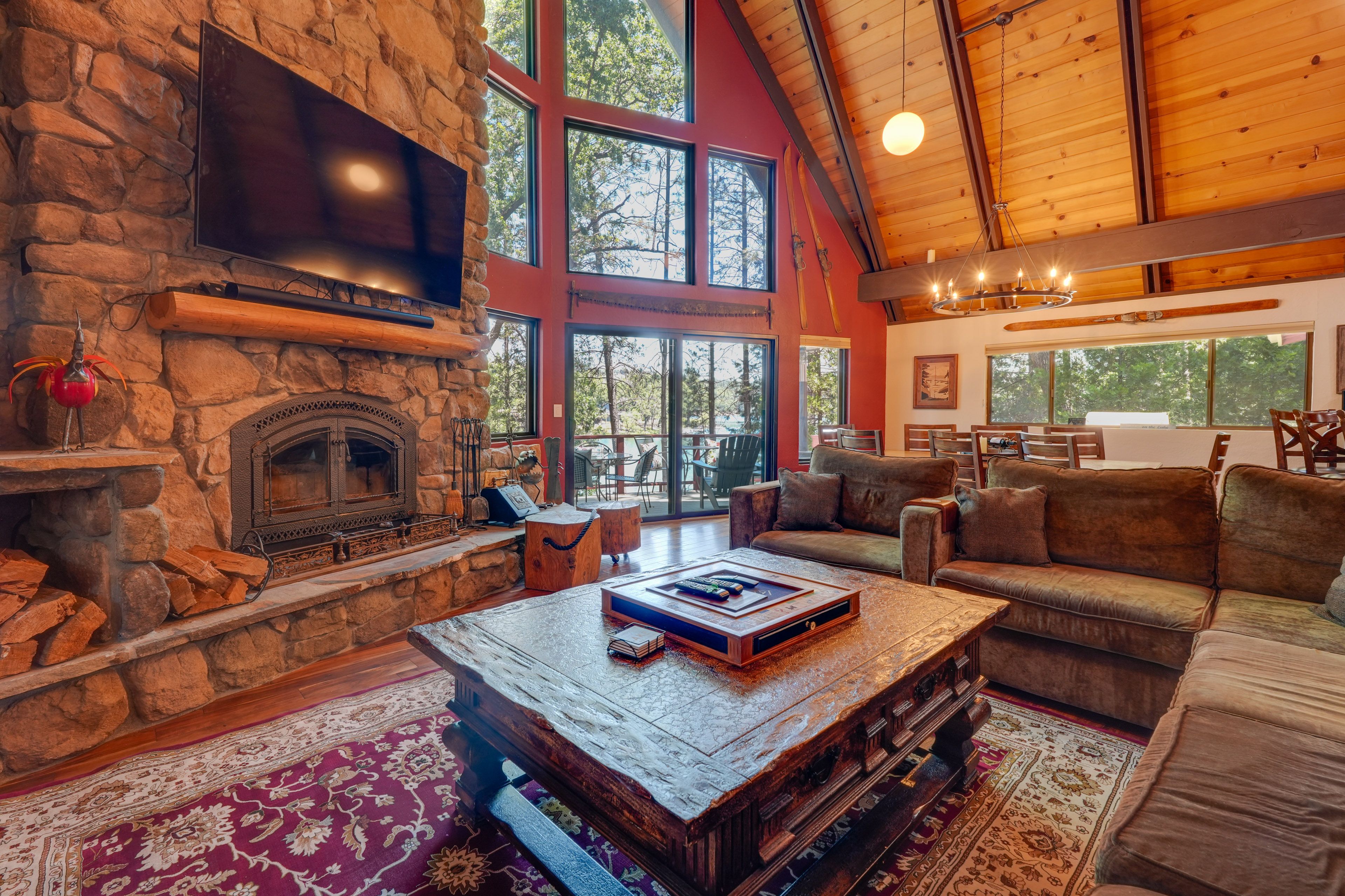 Living Room | Main Level