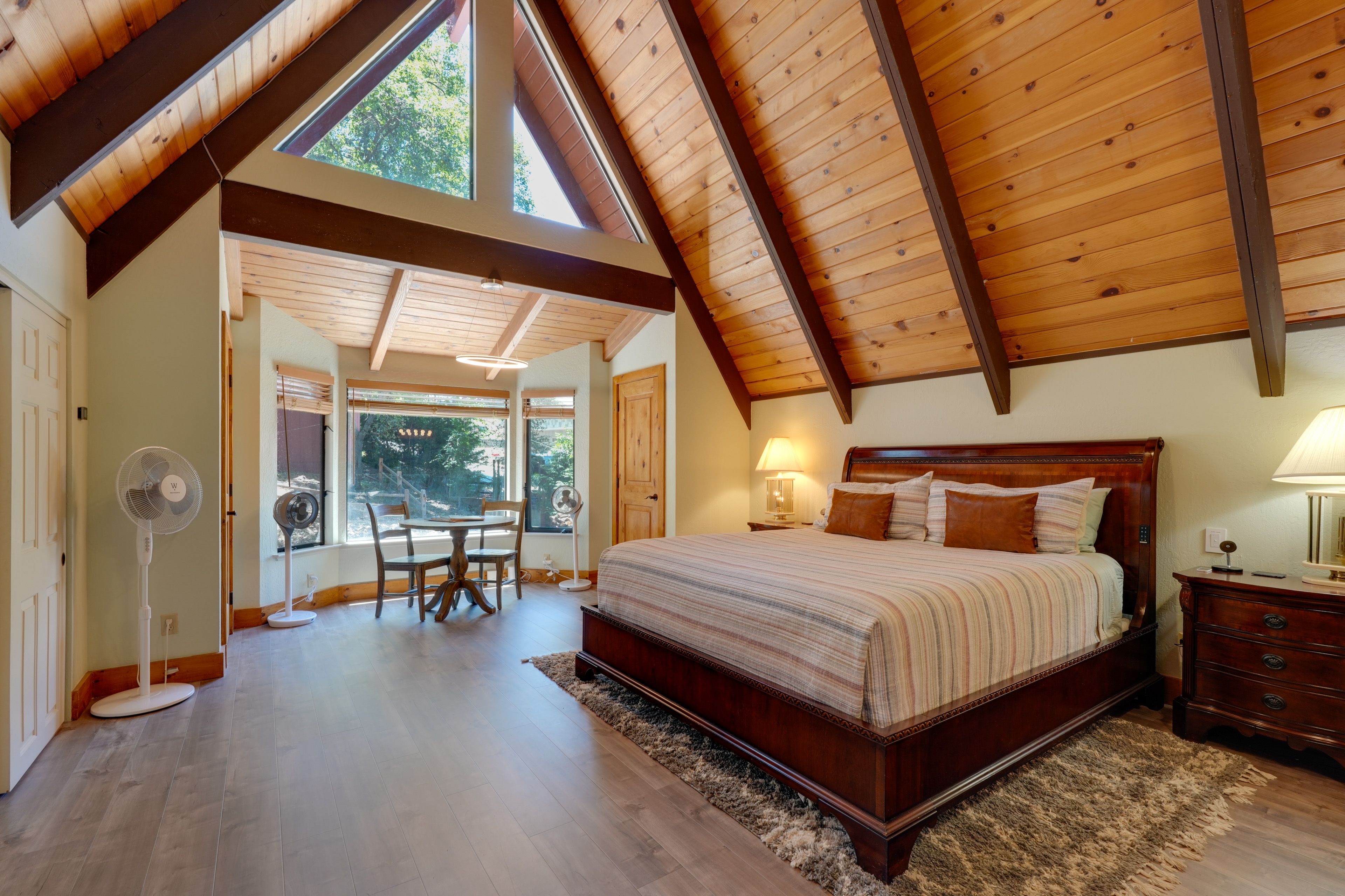 Bedroom 1 | California King Bed | Upper Level
