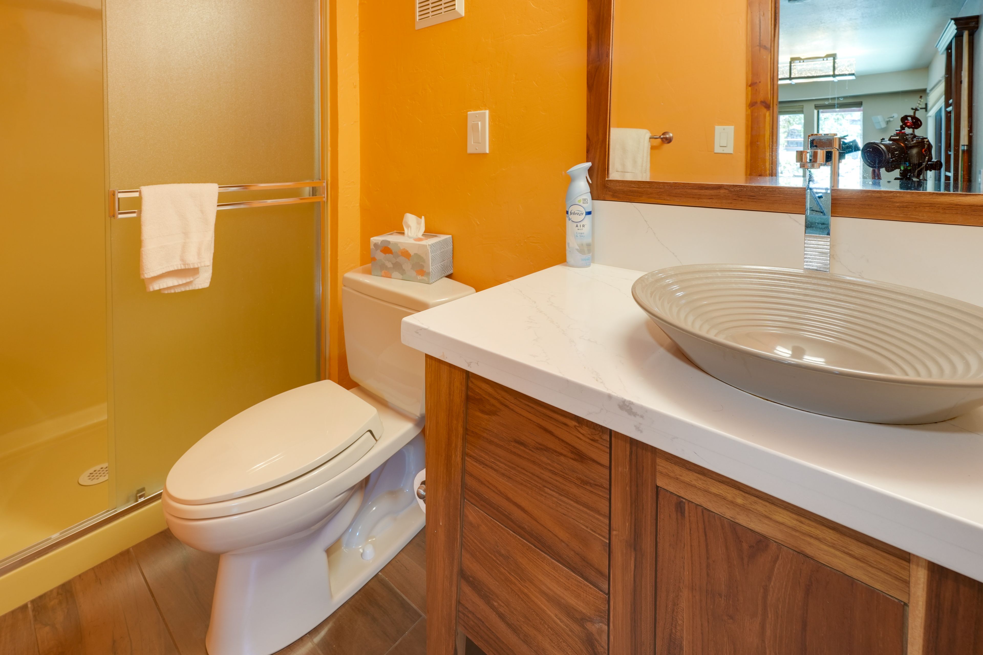 Full Bathroom | Main Level