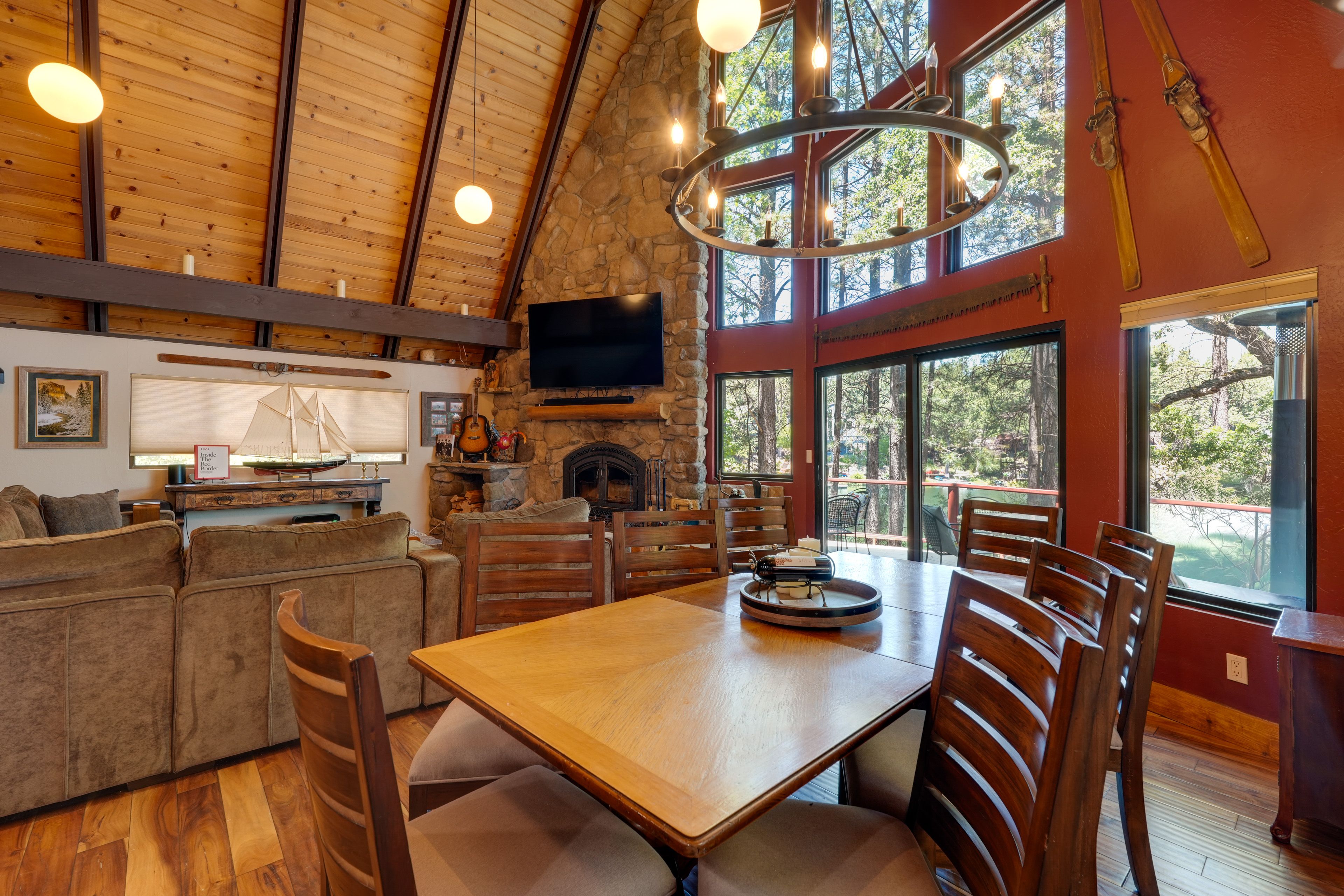 Dining Area | Main Level