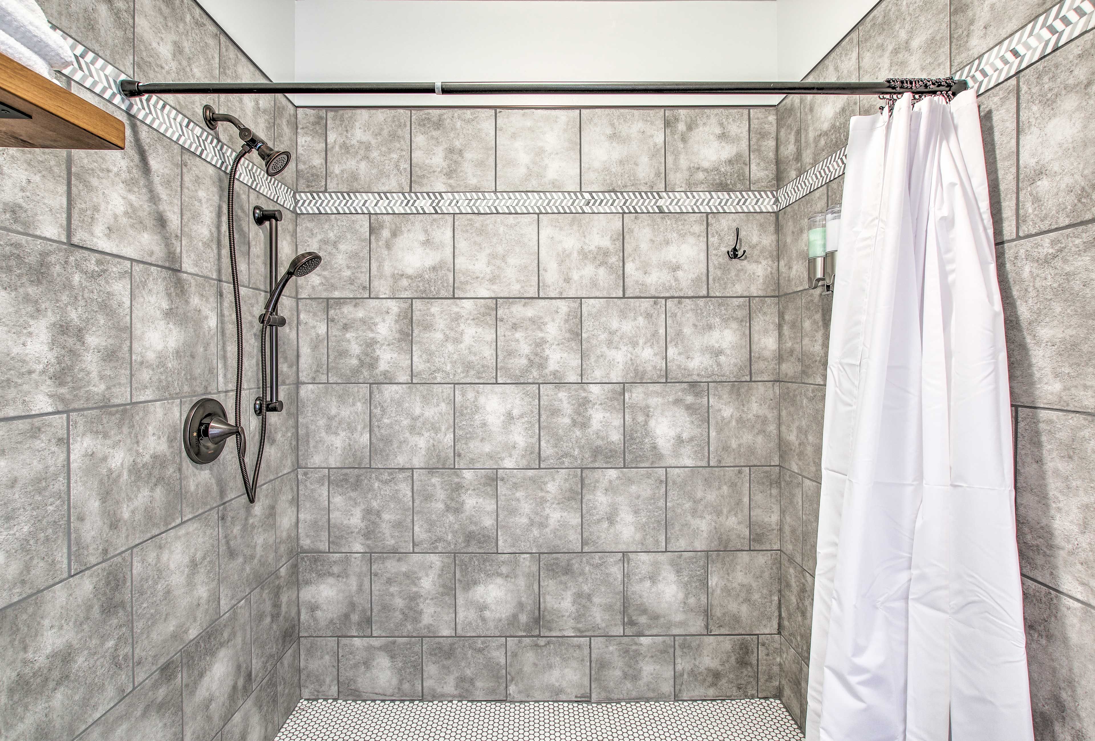 Bathroom | Towels Provided