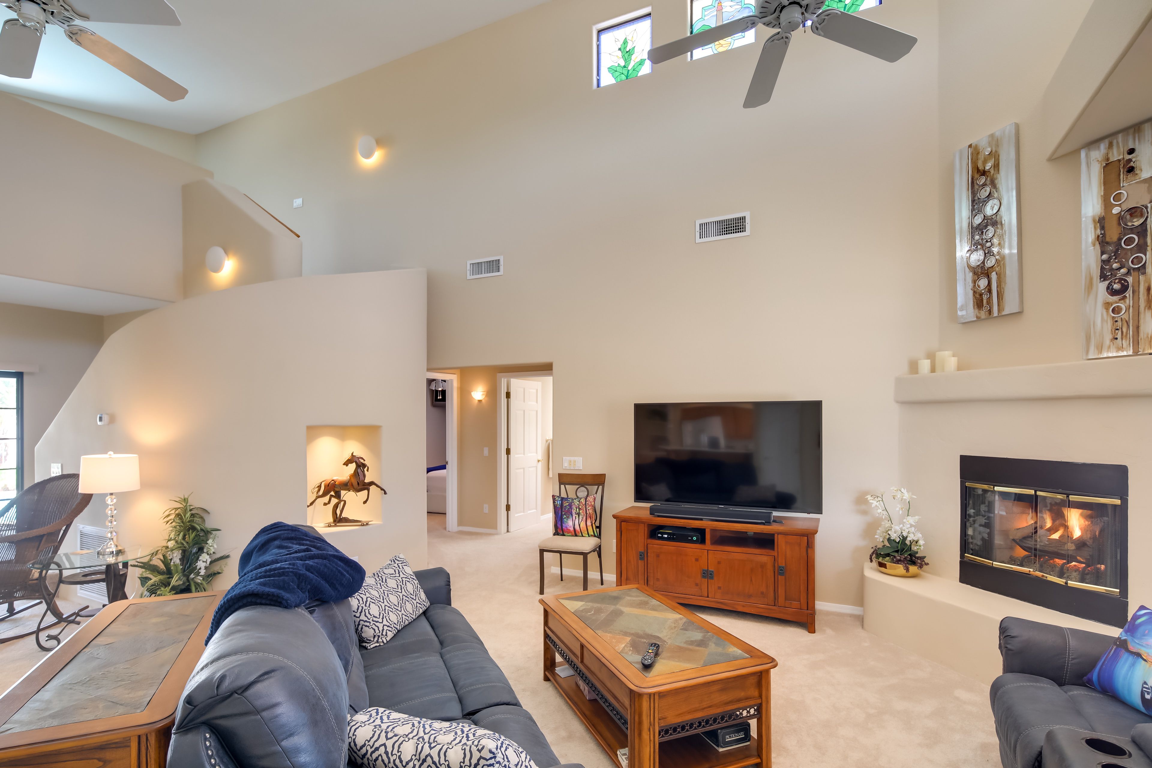 Living Room | Smart TV