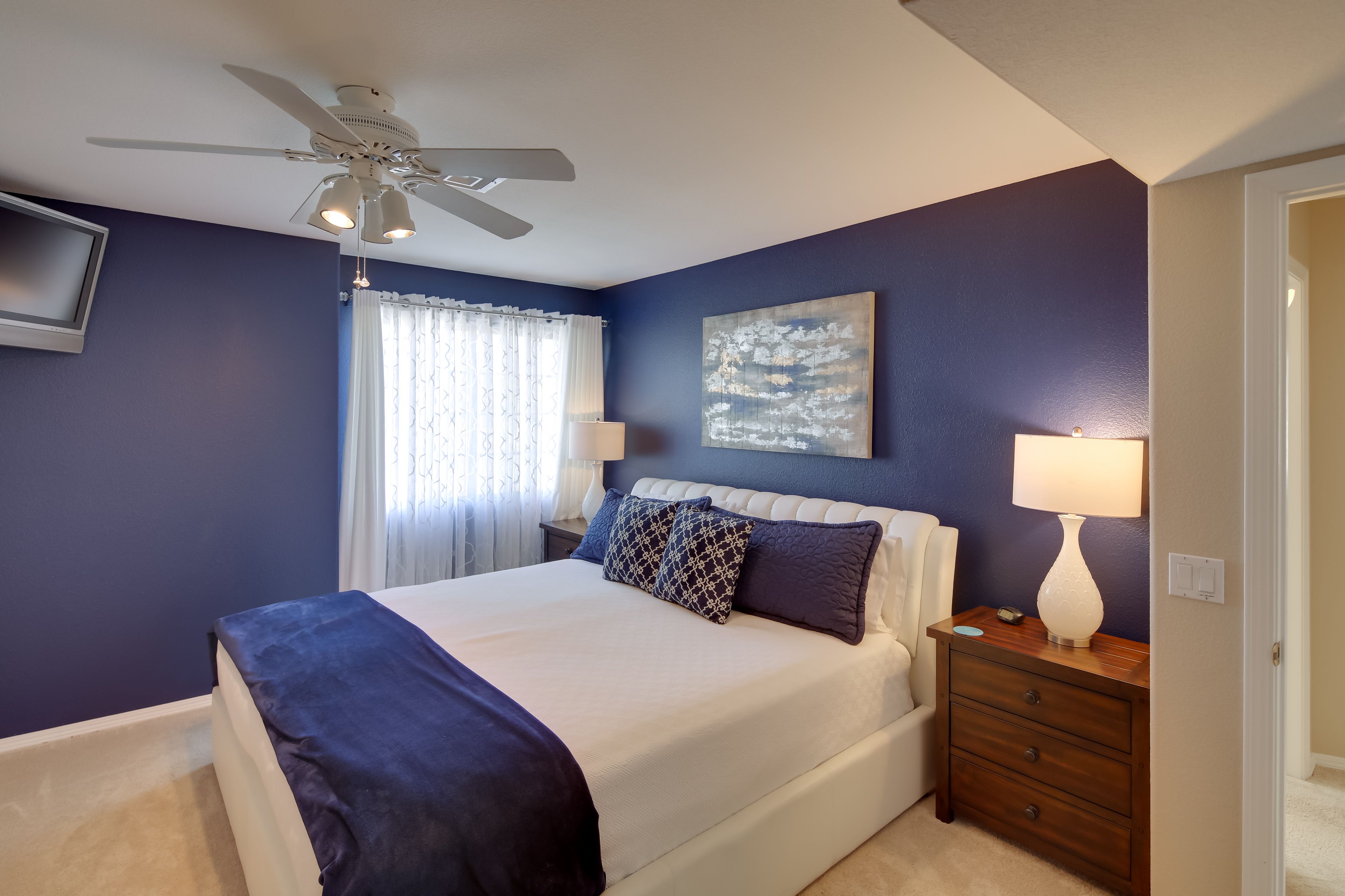 Bedroom 3 | King Bed