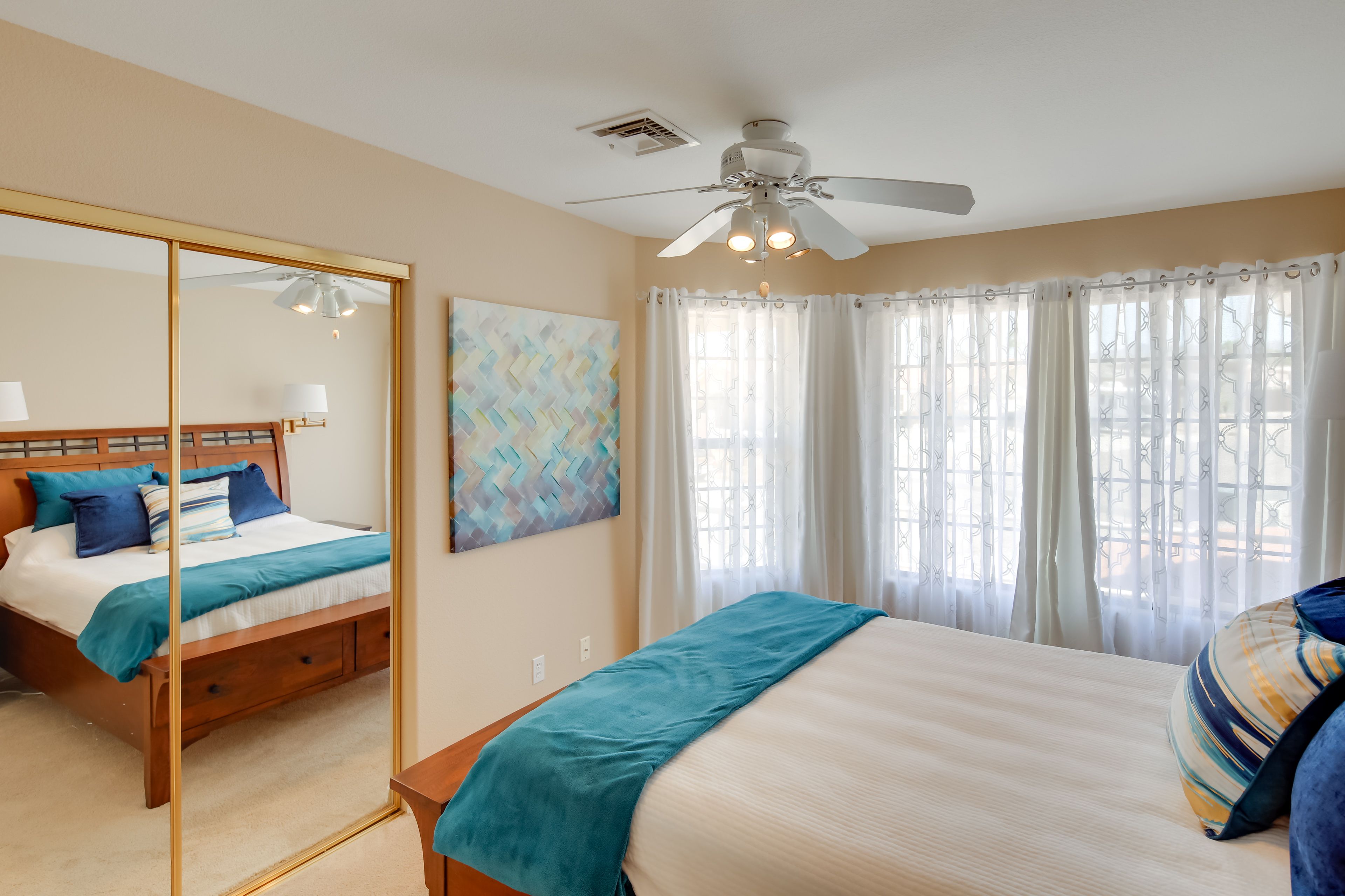 Bedroom 2 | Queen Bed