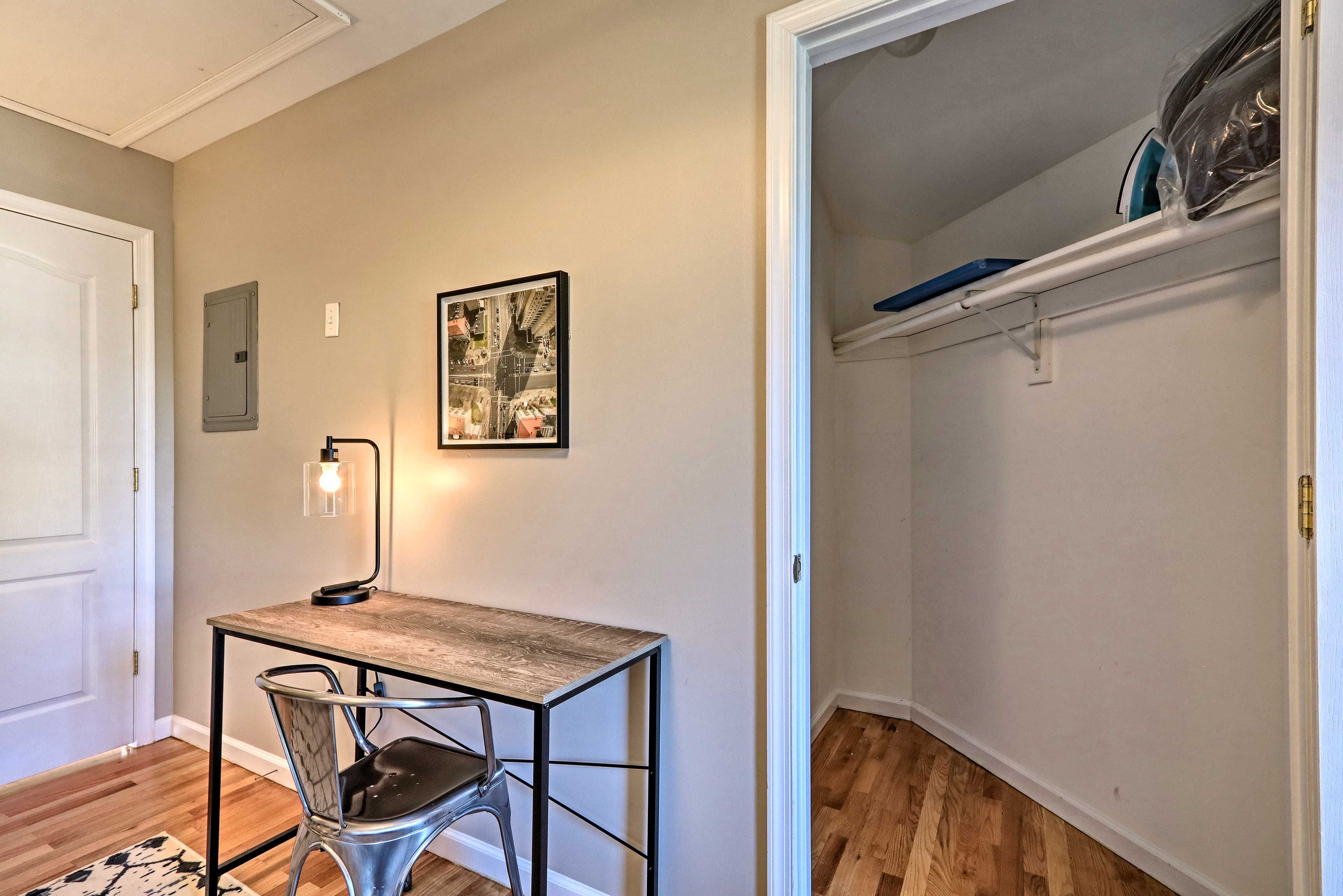 The walk-in closet ensures that you have ample storage.