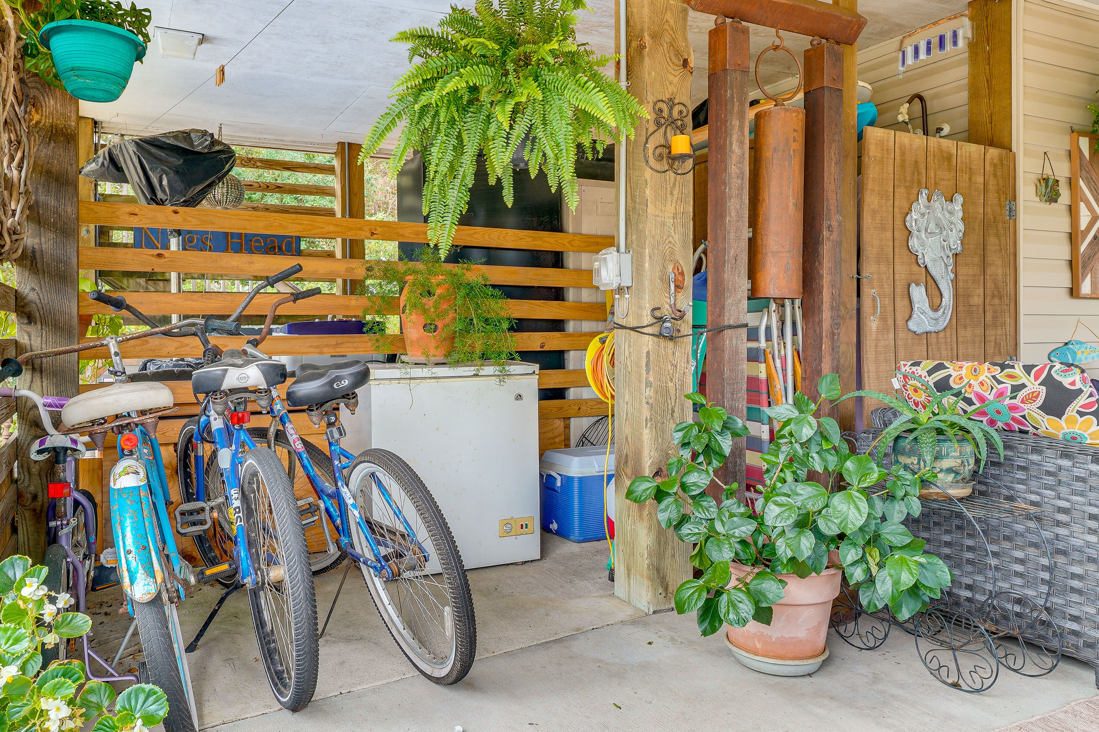 Covered Patio | Outdoor Dining | Hammock | Bicycles
