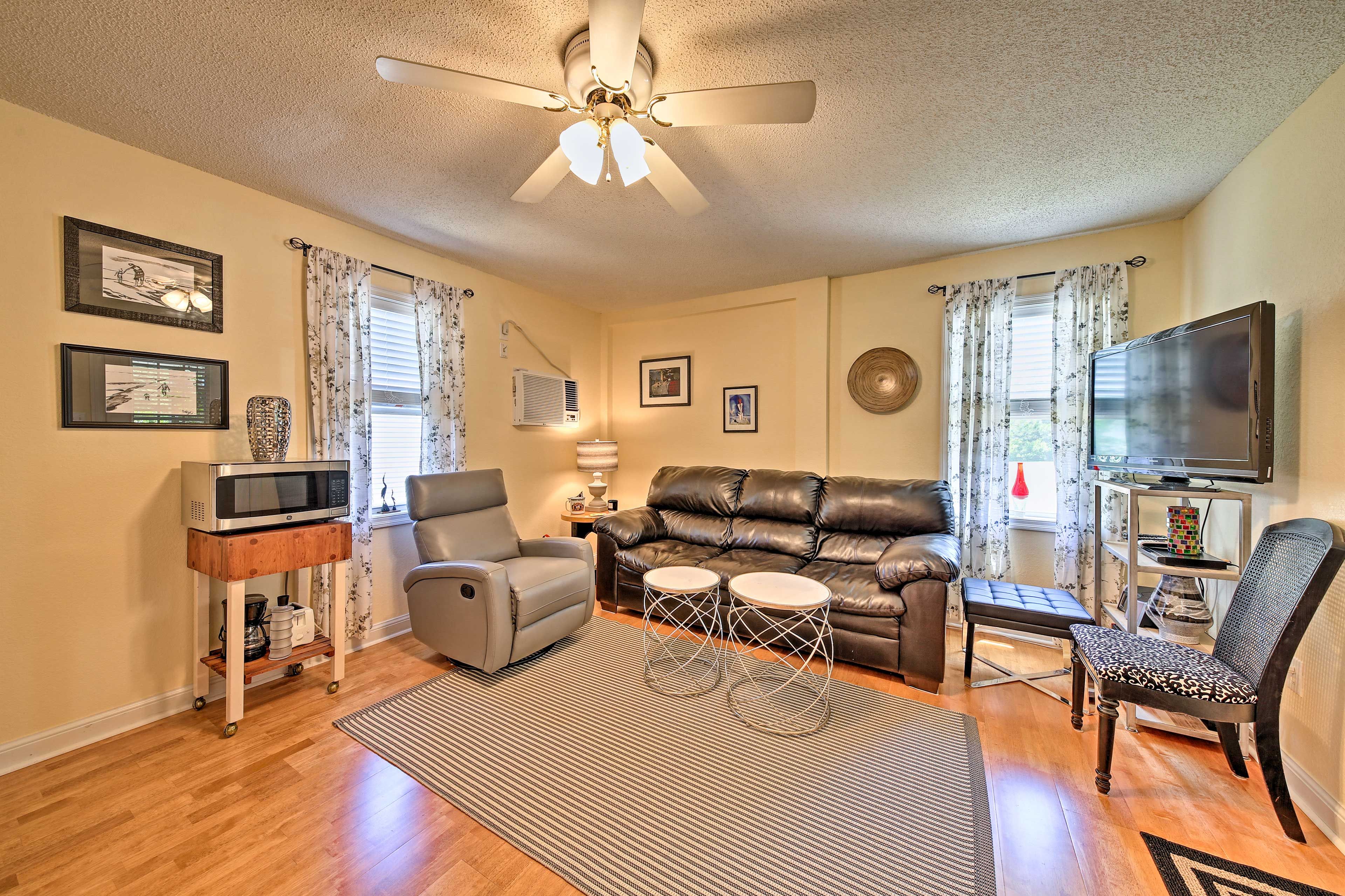 Nags Head Vacation Rental | 1BR | 1BA | 550 Sq Ft | Step-Free Access