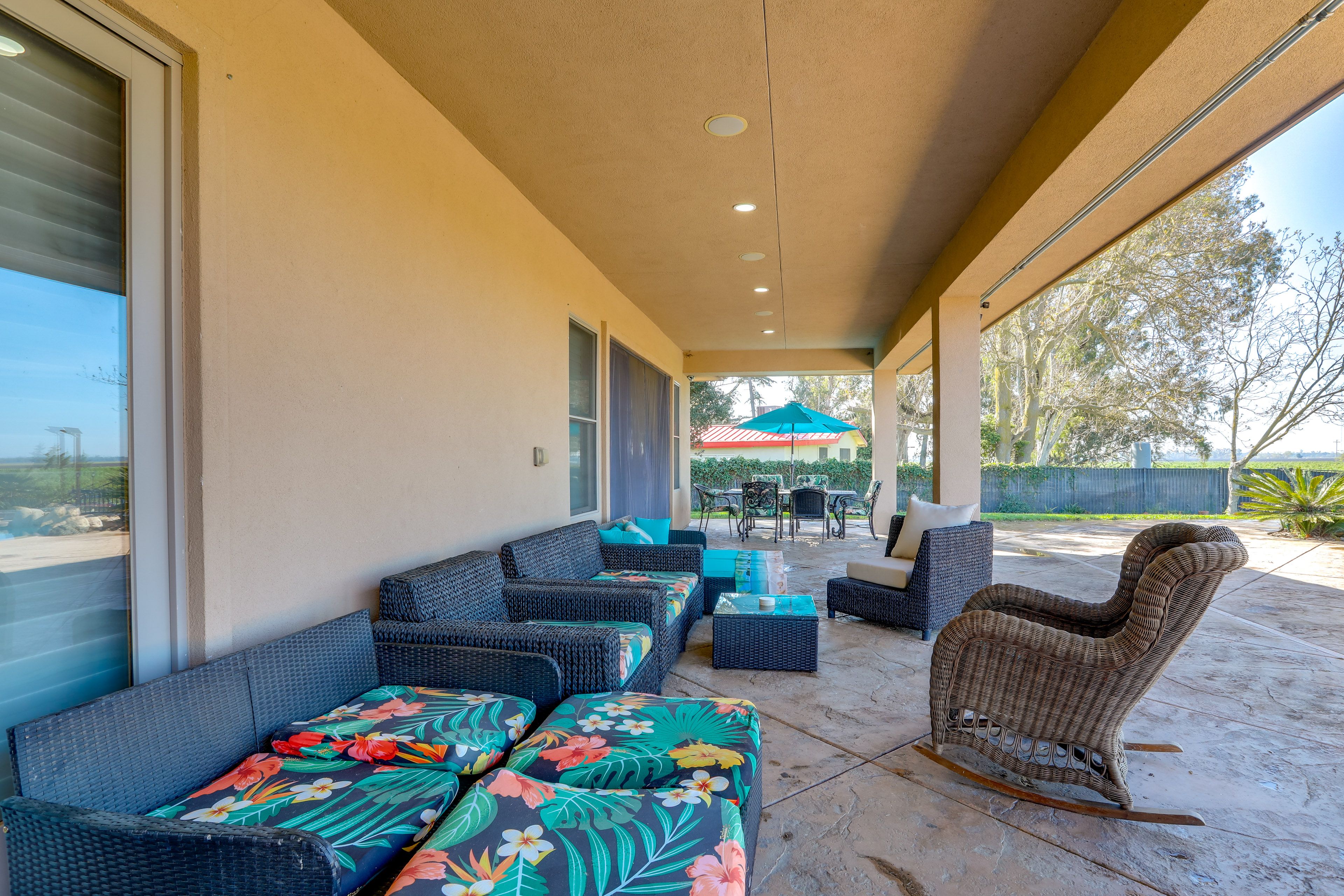 Covered Patio | Outdoor Dining | Lounge Area
