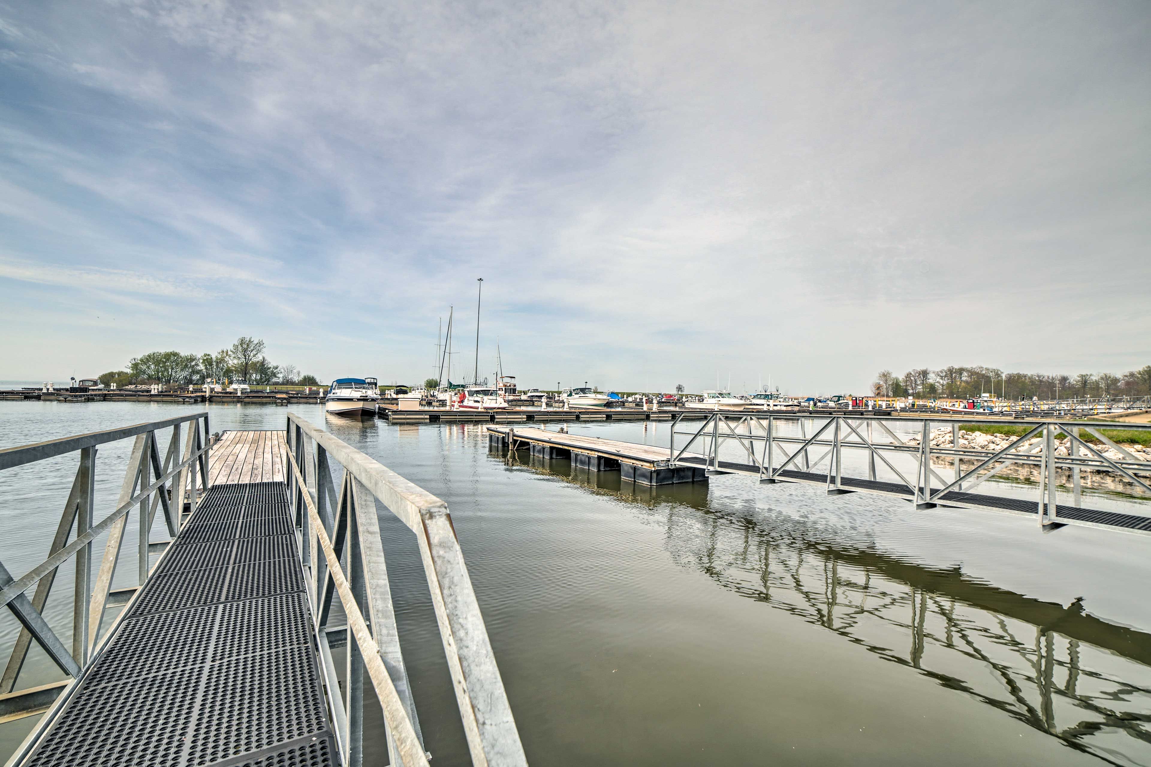 The marina provides endless boating adventures just a few miles away!