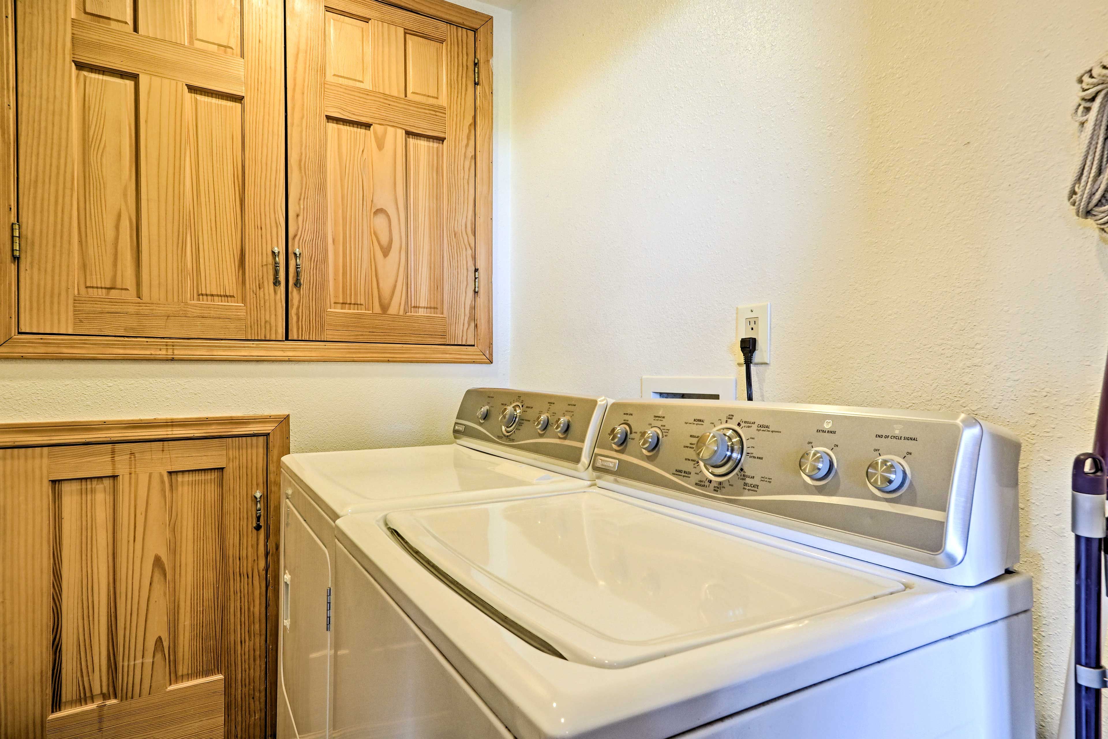 Laundry Room | Washer & Dryer
