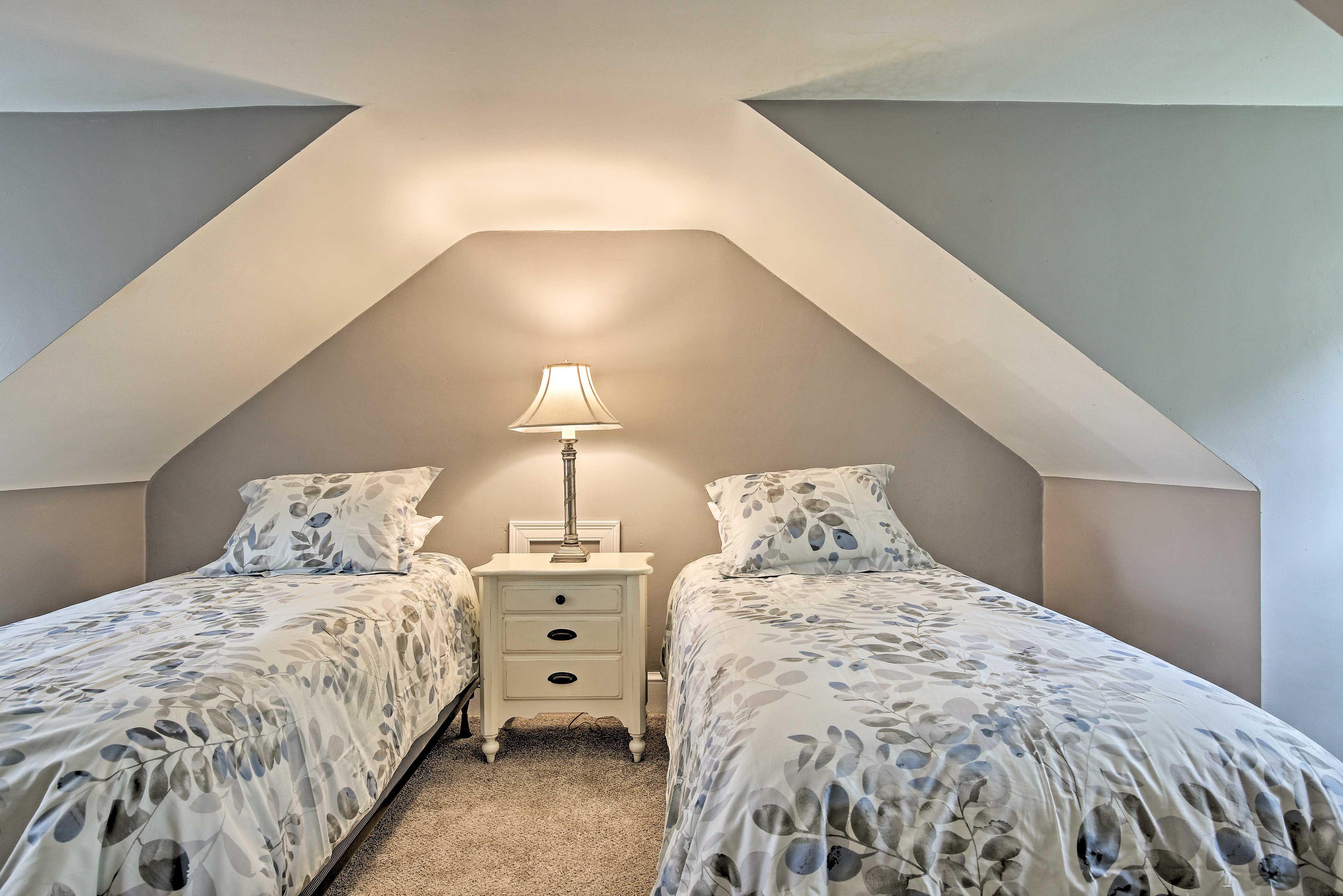 Bedroom 2 | 2 Extra Long Twin Beds