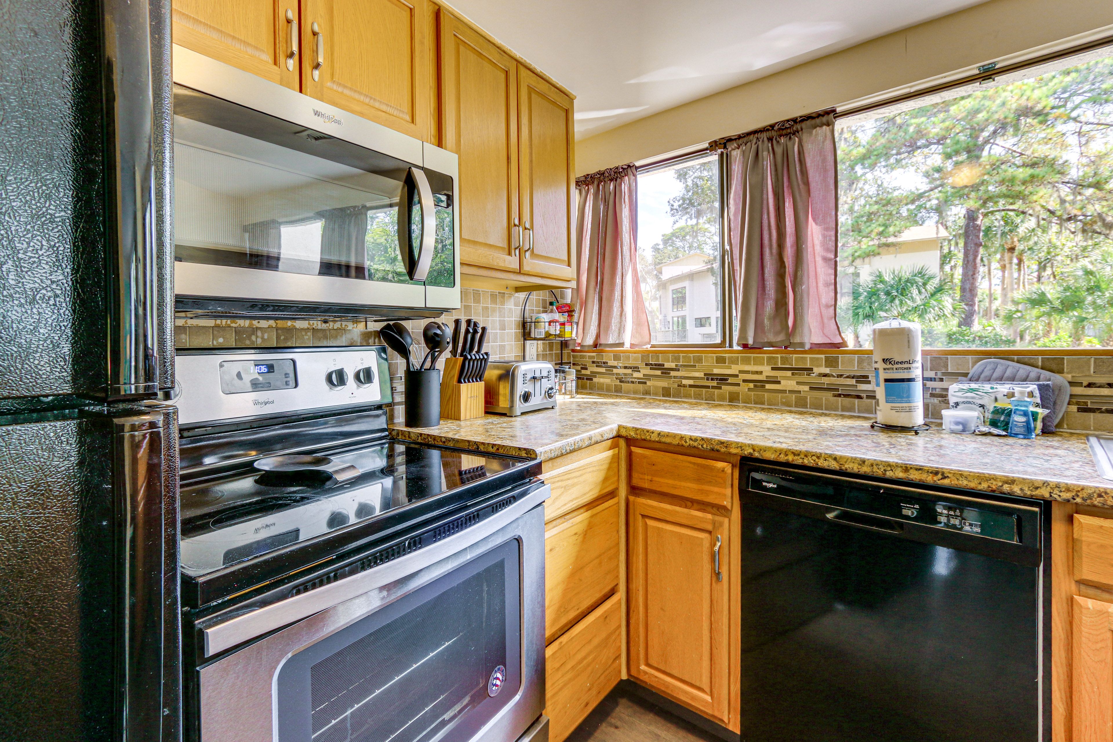 Kitchen | 1st Floor | Toaster | Drip Coffee Maker | Cooking Basics