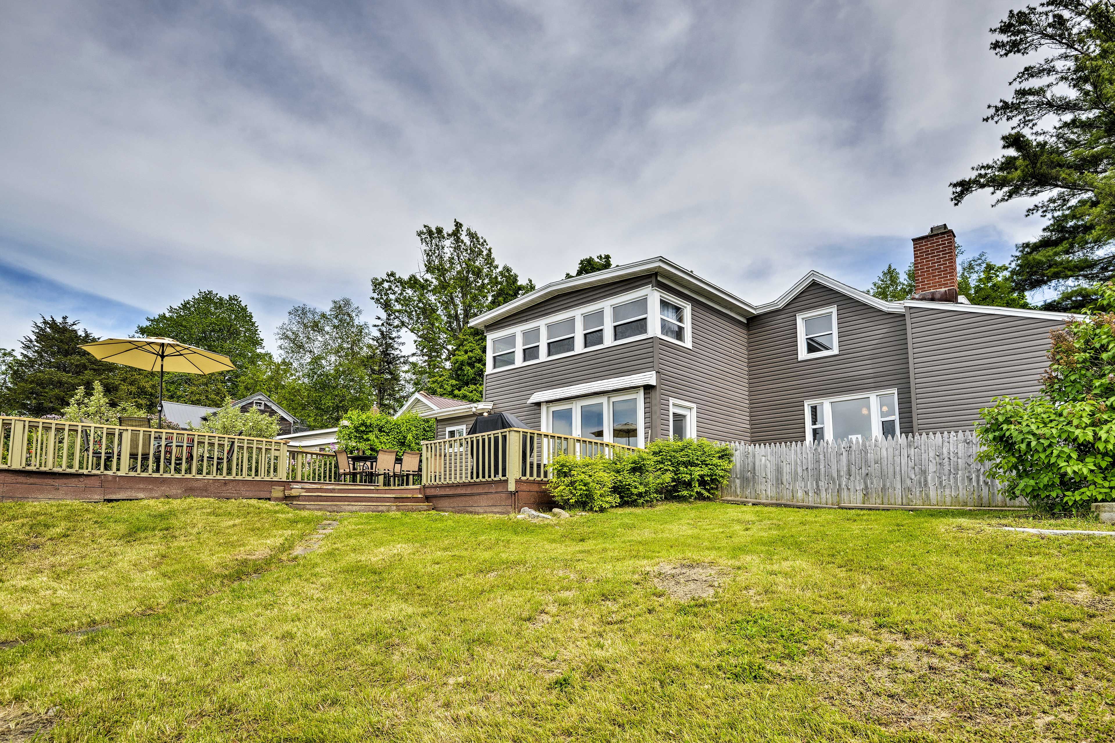 Home Exterior | Waterfront Yard