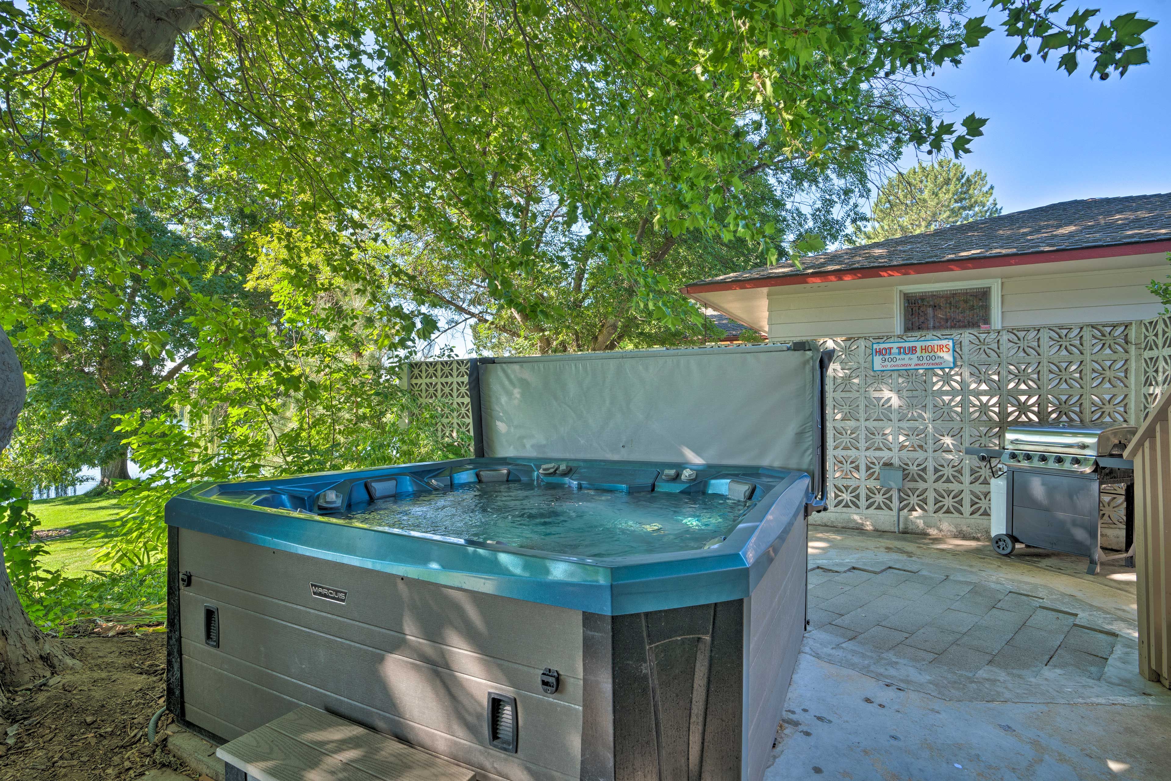 Patio | Hot Tub | Gas Grill