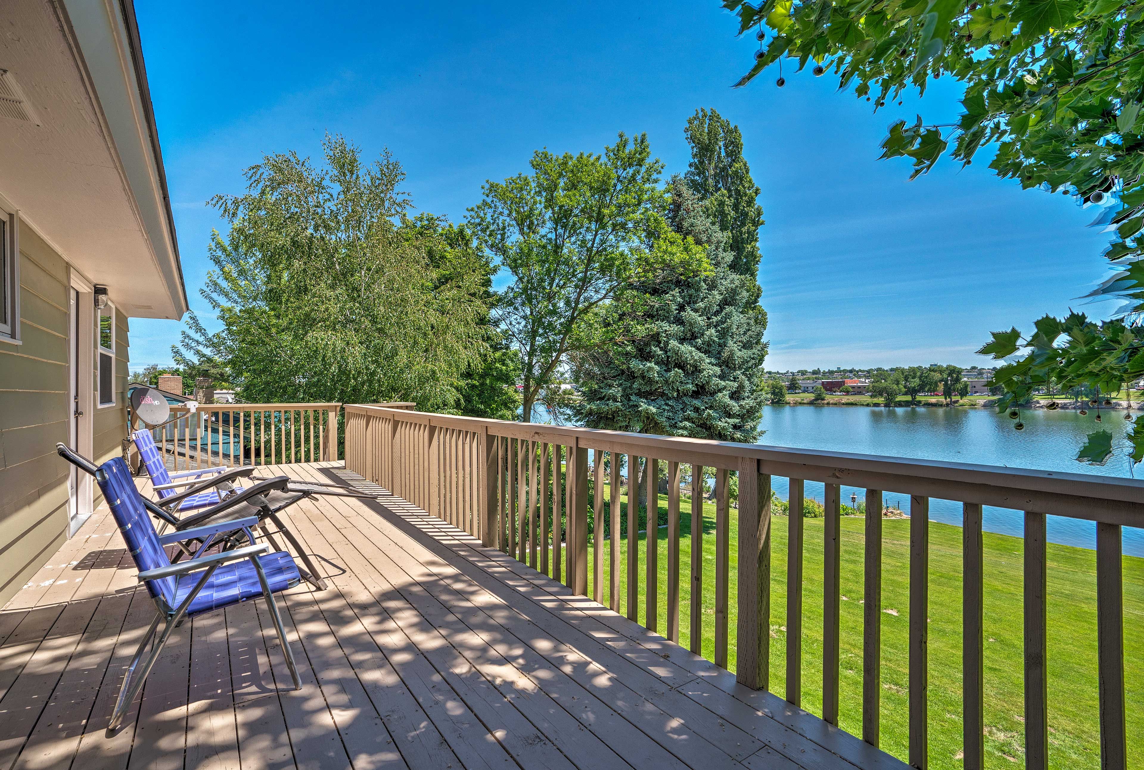 Moses Lake Vacation Rental | 5BR | 3.5BA | 3,200 Sq Ft | Step-Free Access