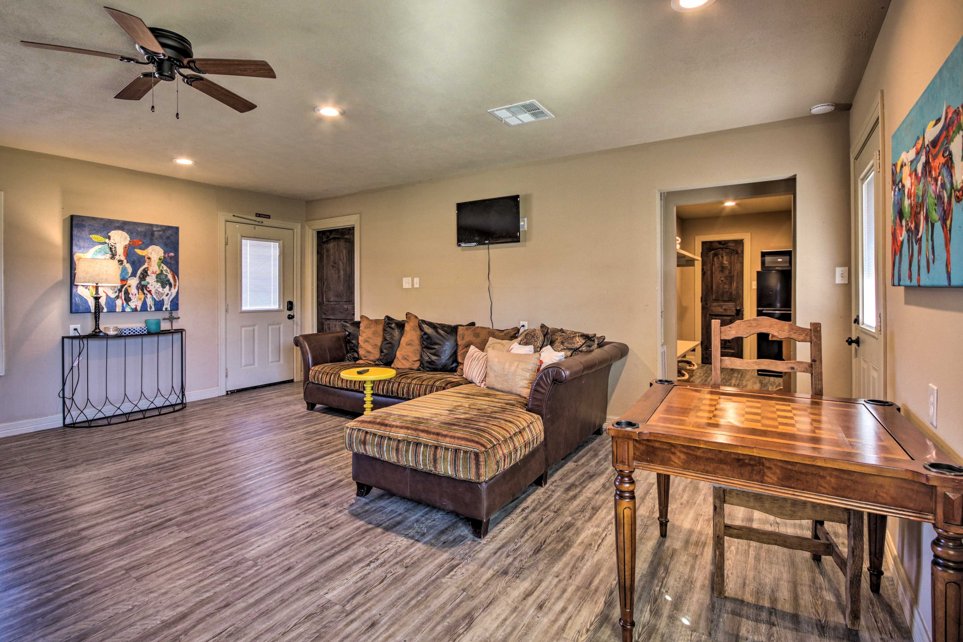 Guest House | Bedroom/Living Area