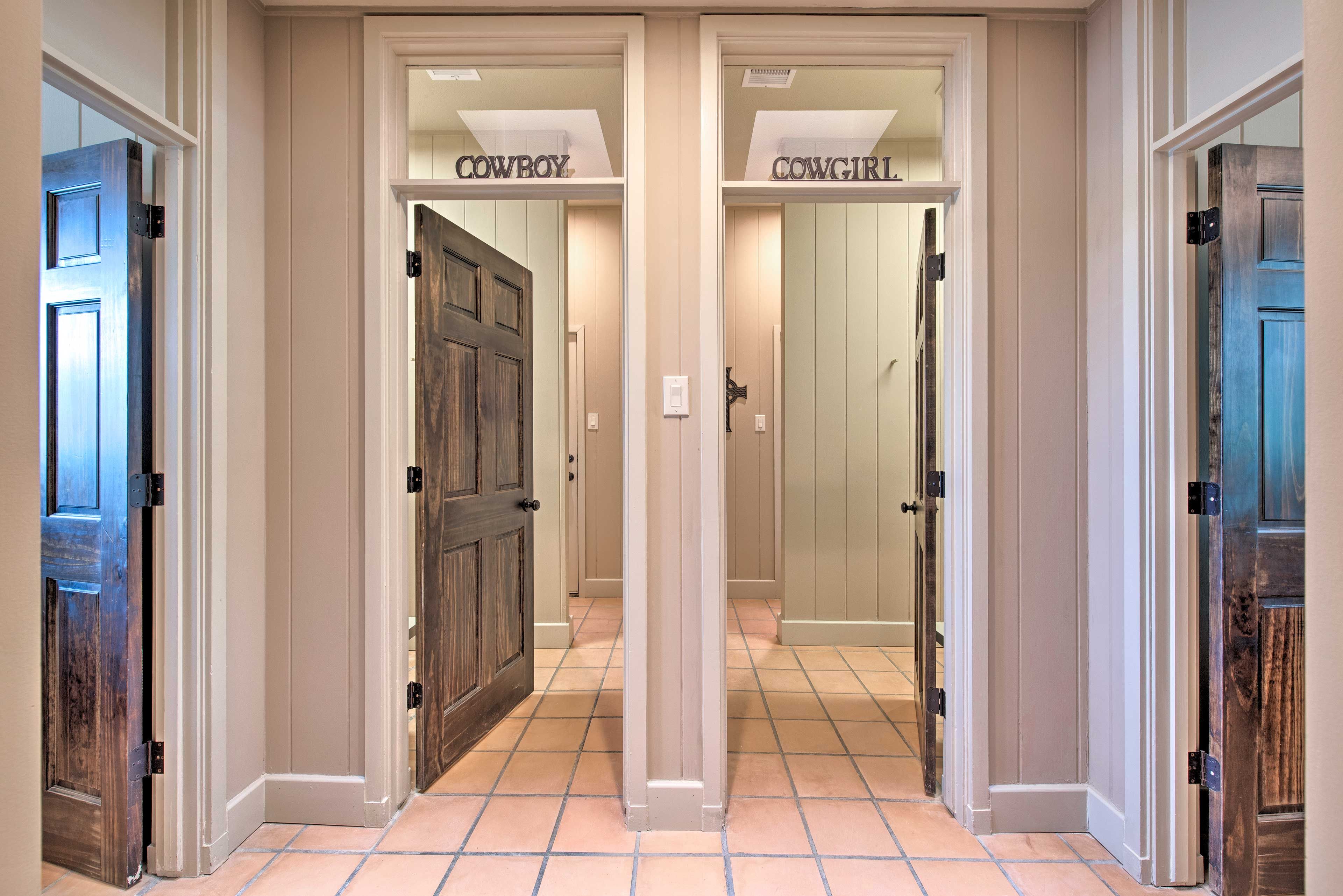 Main House | Hallway
