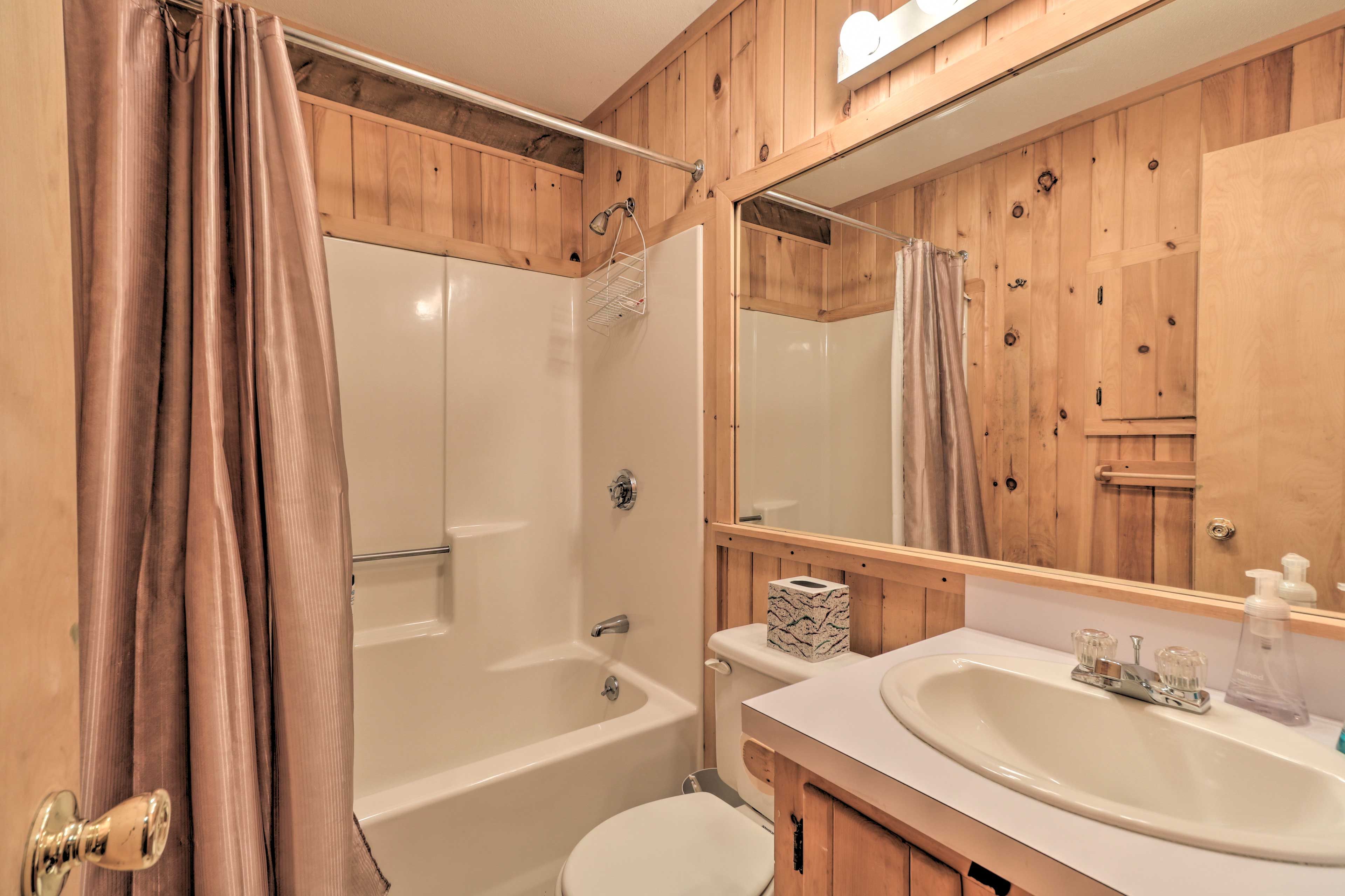 Full Bathroom