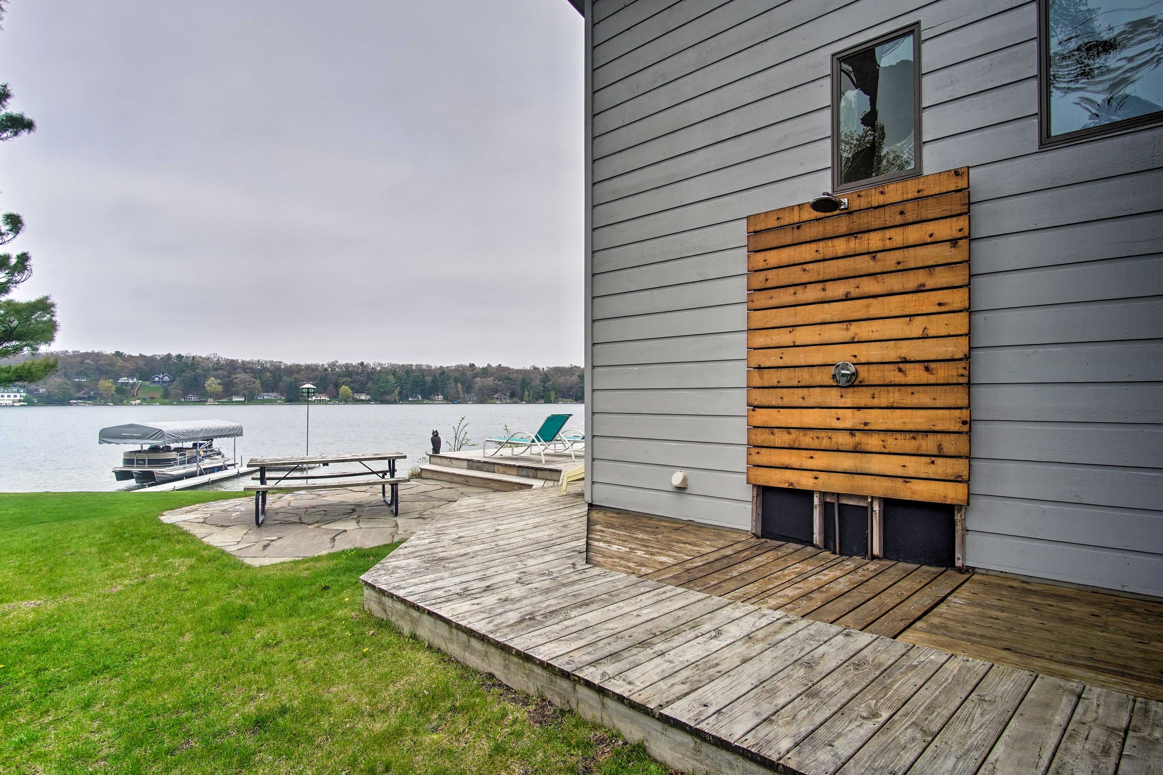 This cottage is the perfect spot for bird watching and wildlife spotting.
