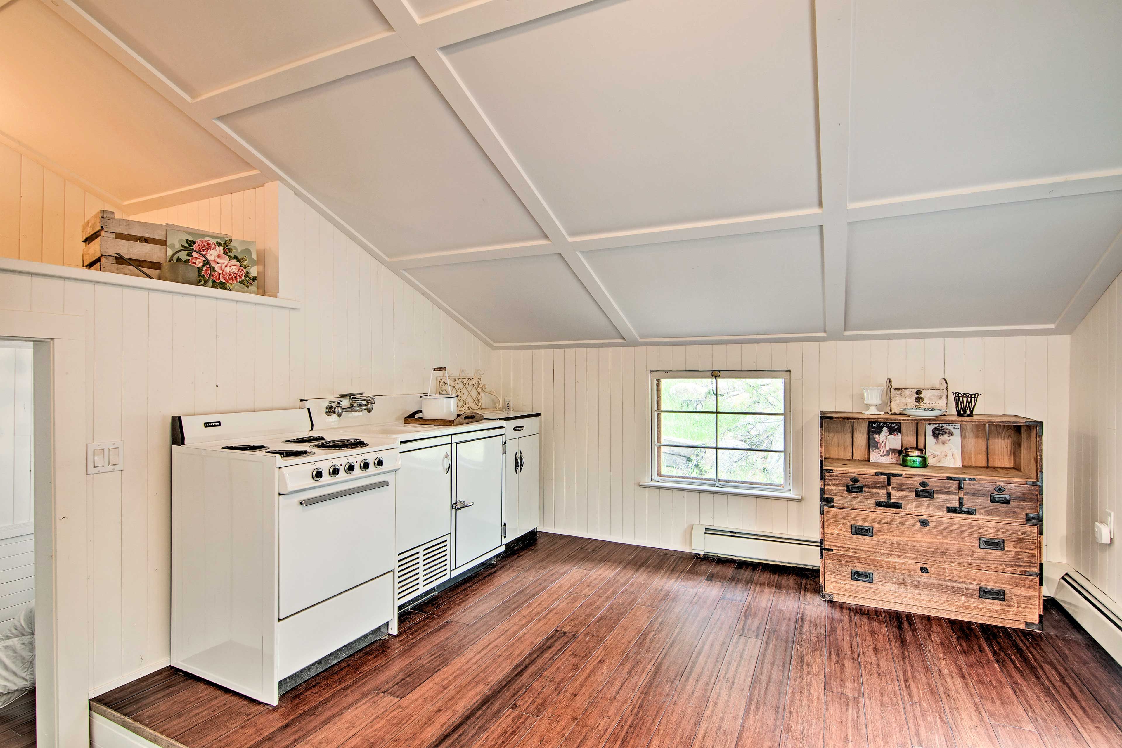 The loft features a small kitchen.