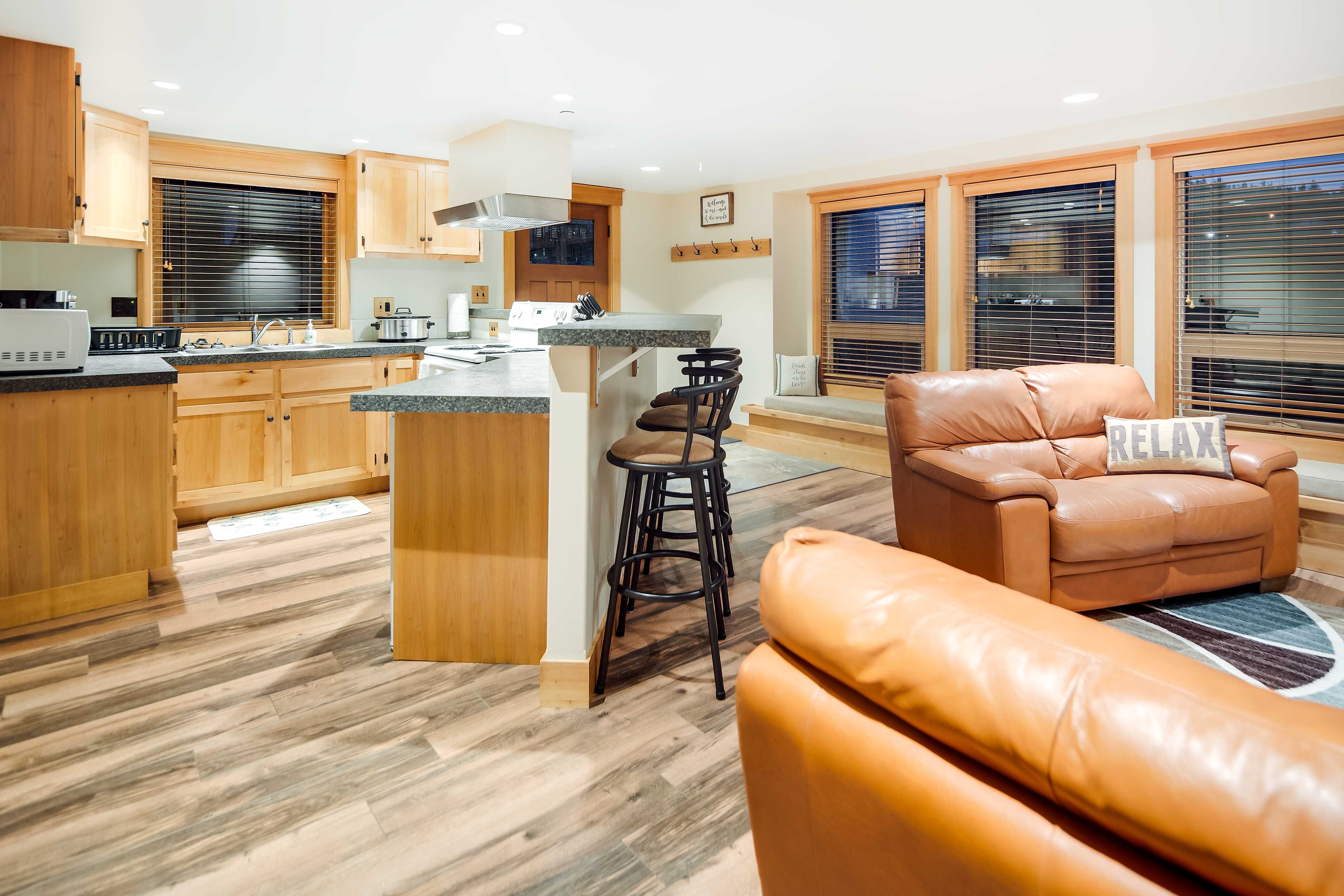 Living Area | Free WiFi | In-Floor Heating