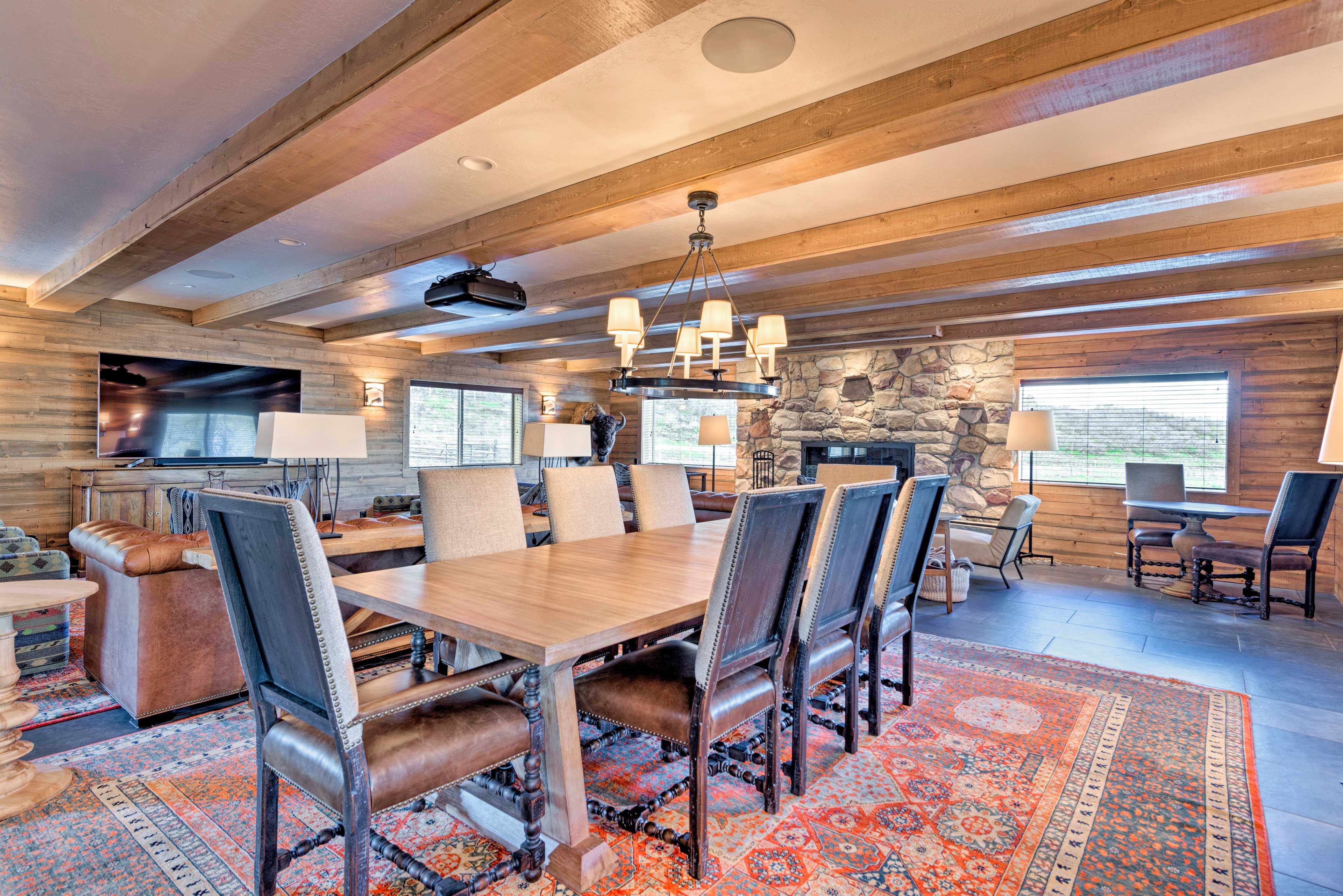 Dining Space | Dishware/Flatware