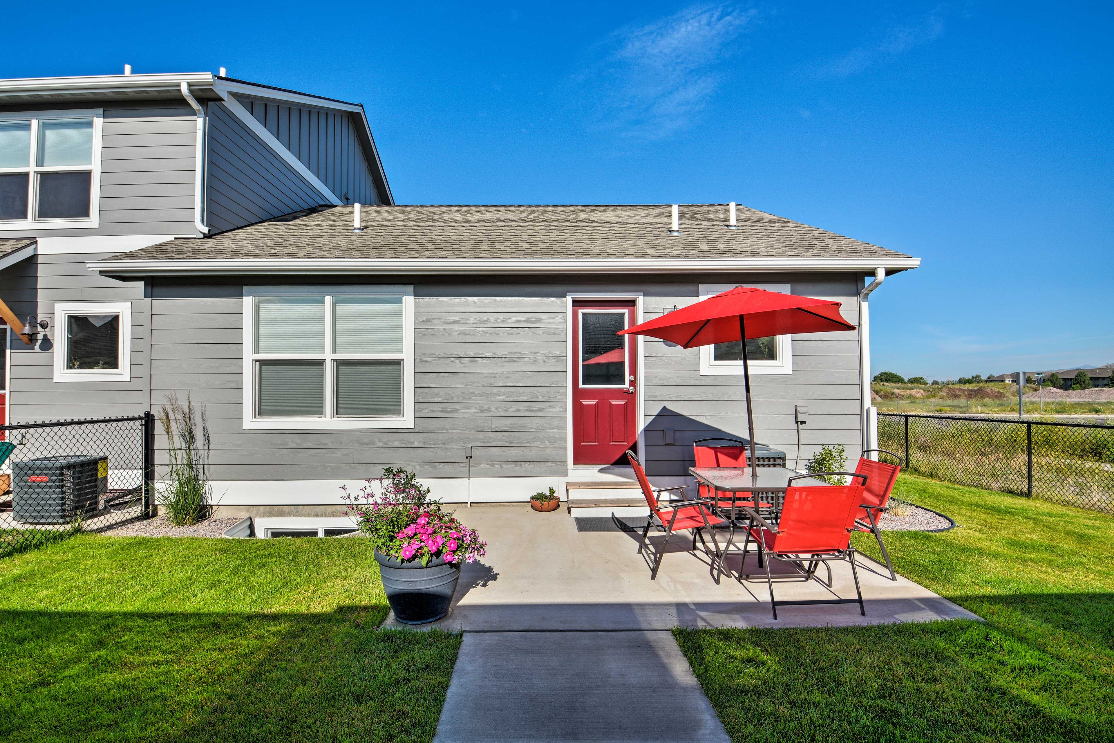 Opt for al fresco dining on the patio.