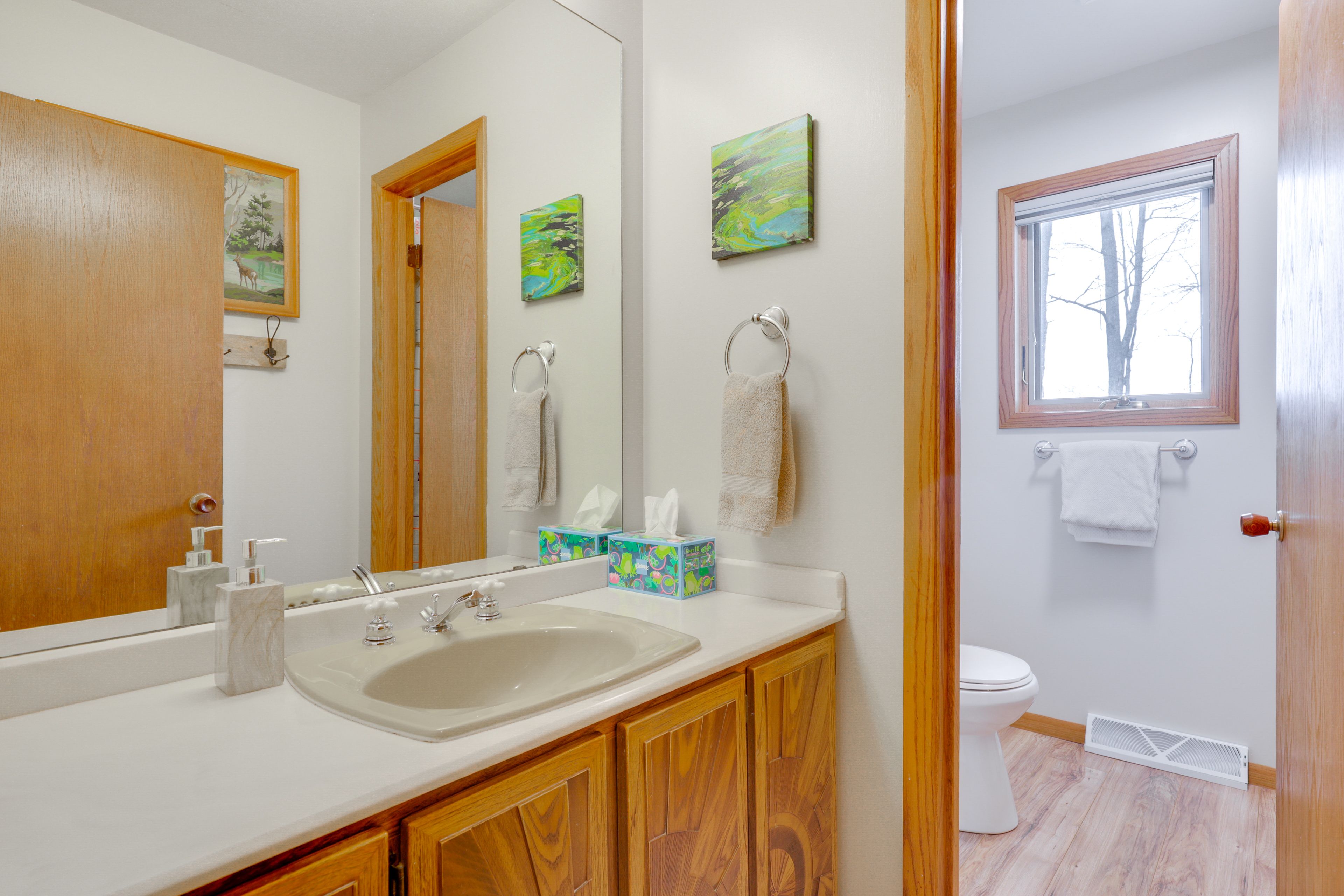 Full Bathroom