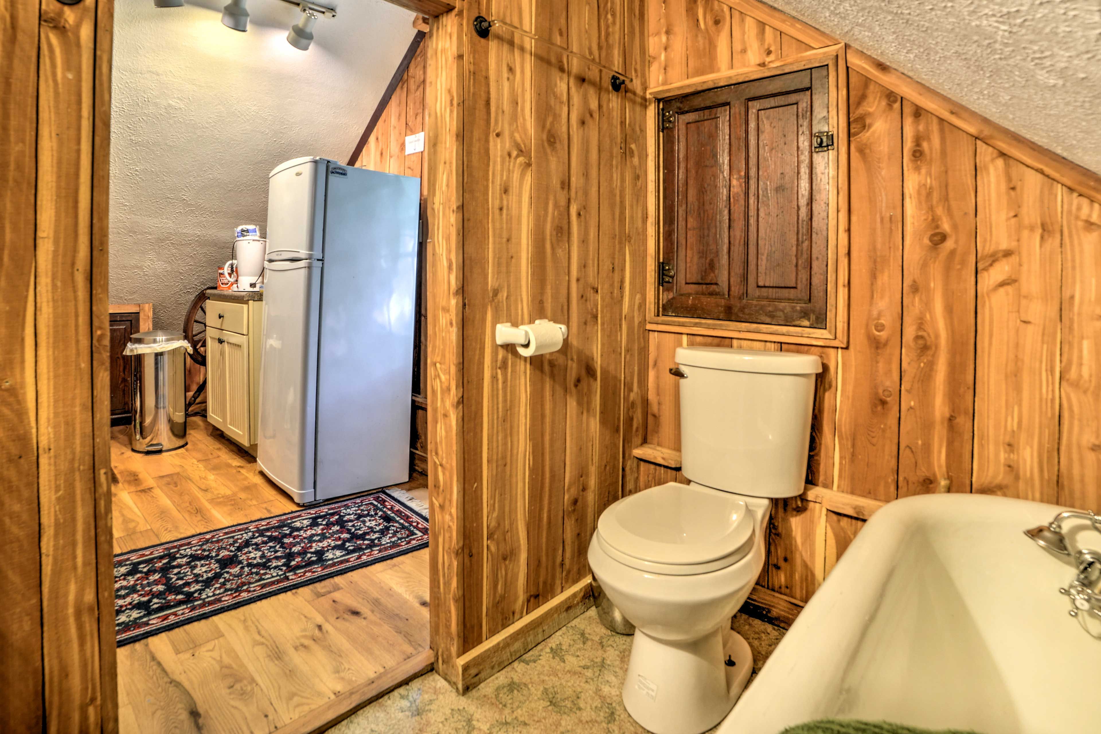 There's a full bathroom off the loft.