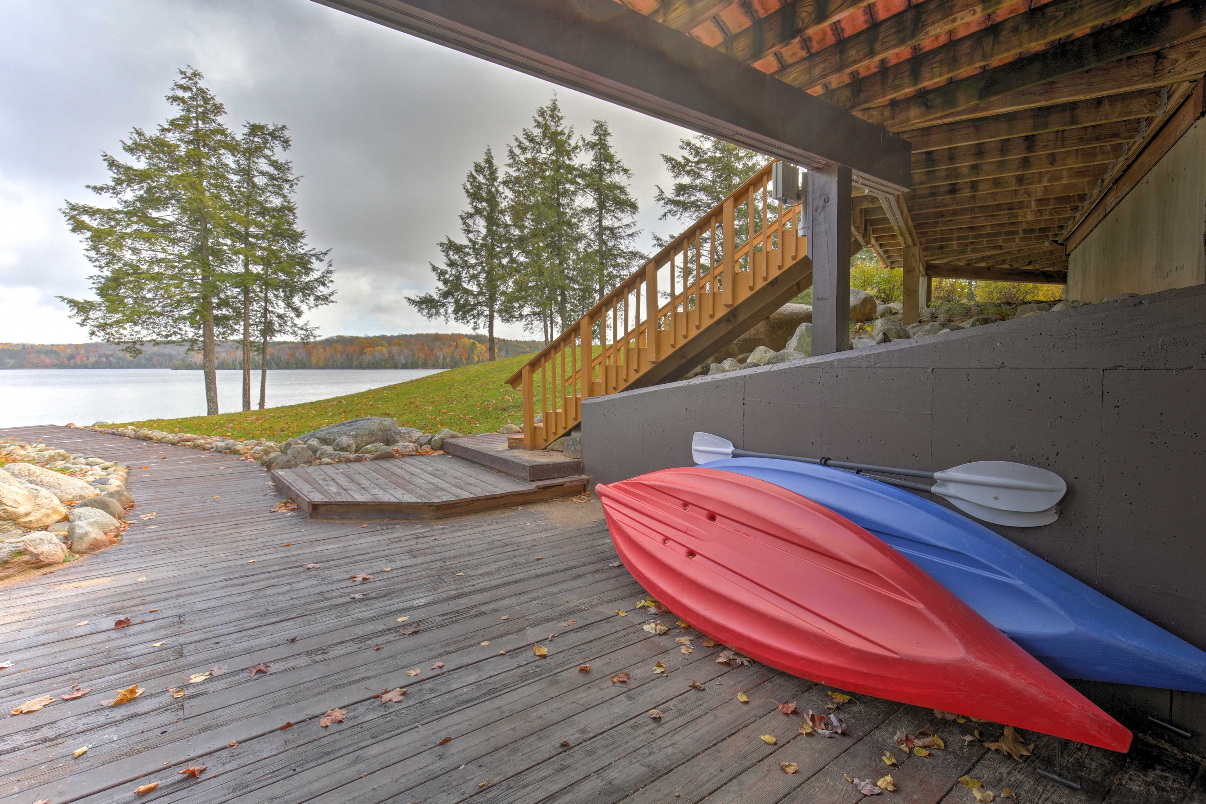 Private Outdoor Space | 2 Kayaks Provided