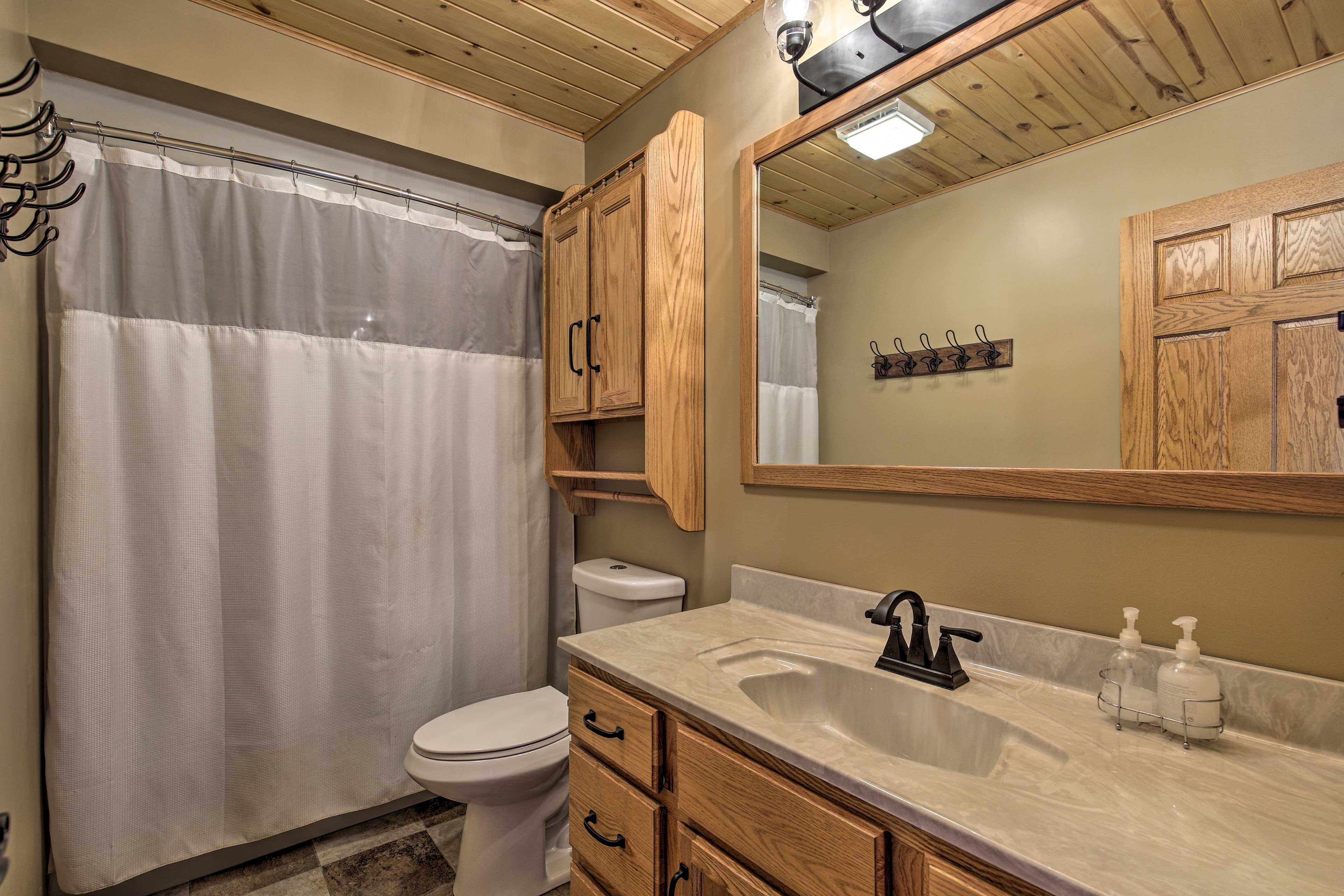 Full Bathroom