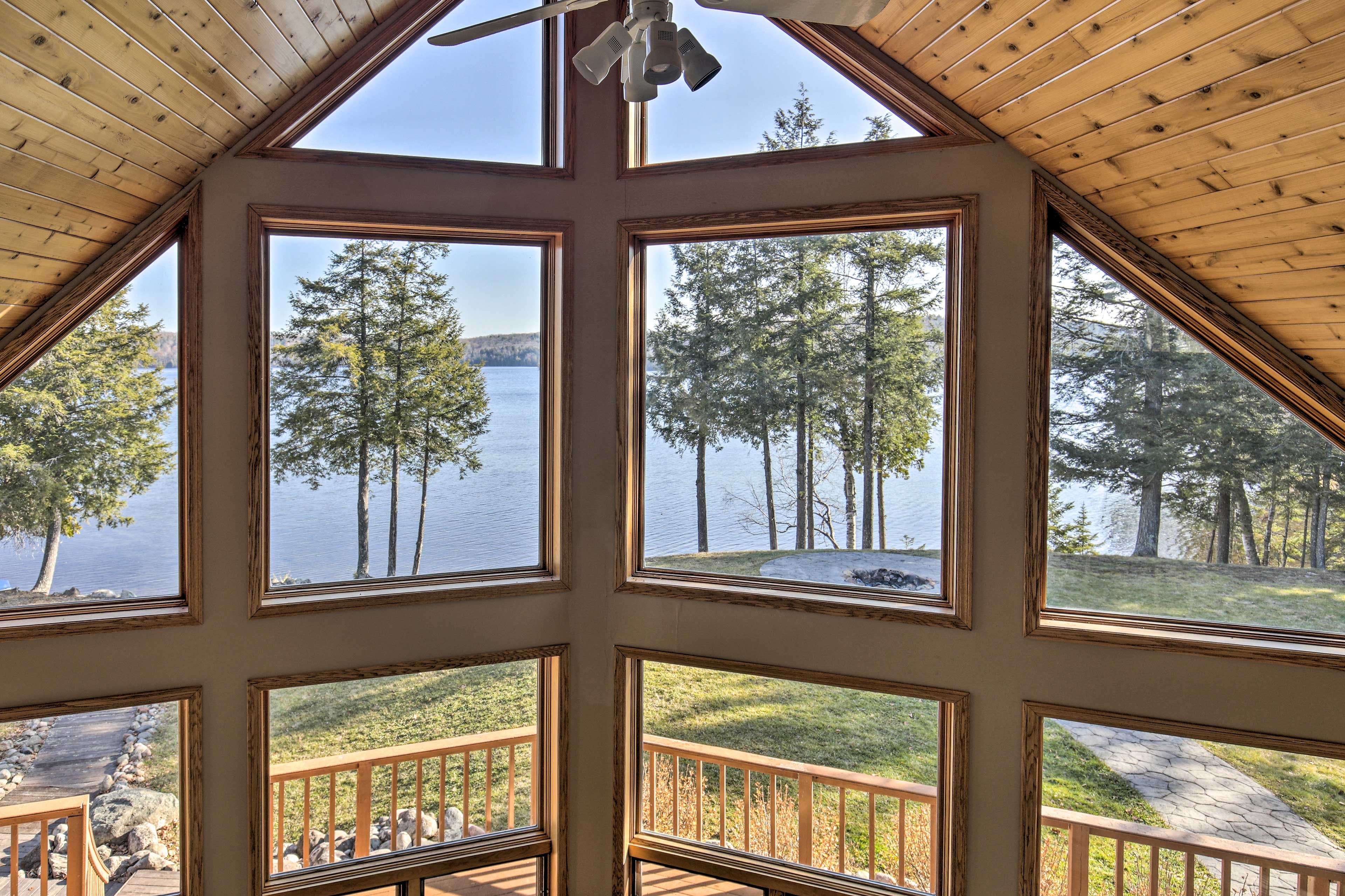 Loft | Lake Views