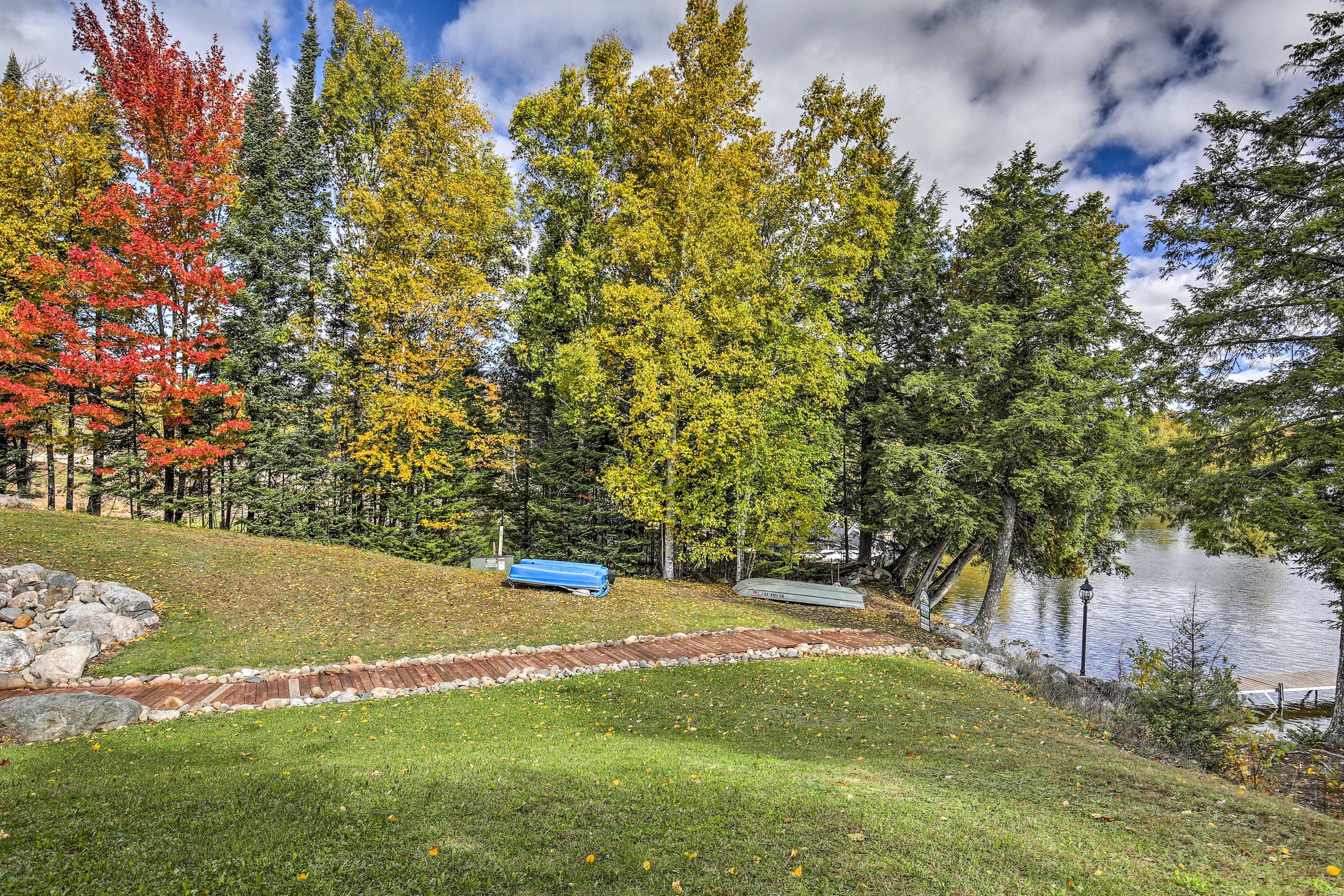 Private Outdoor Space | Paddleboat Provided