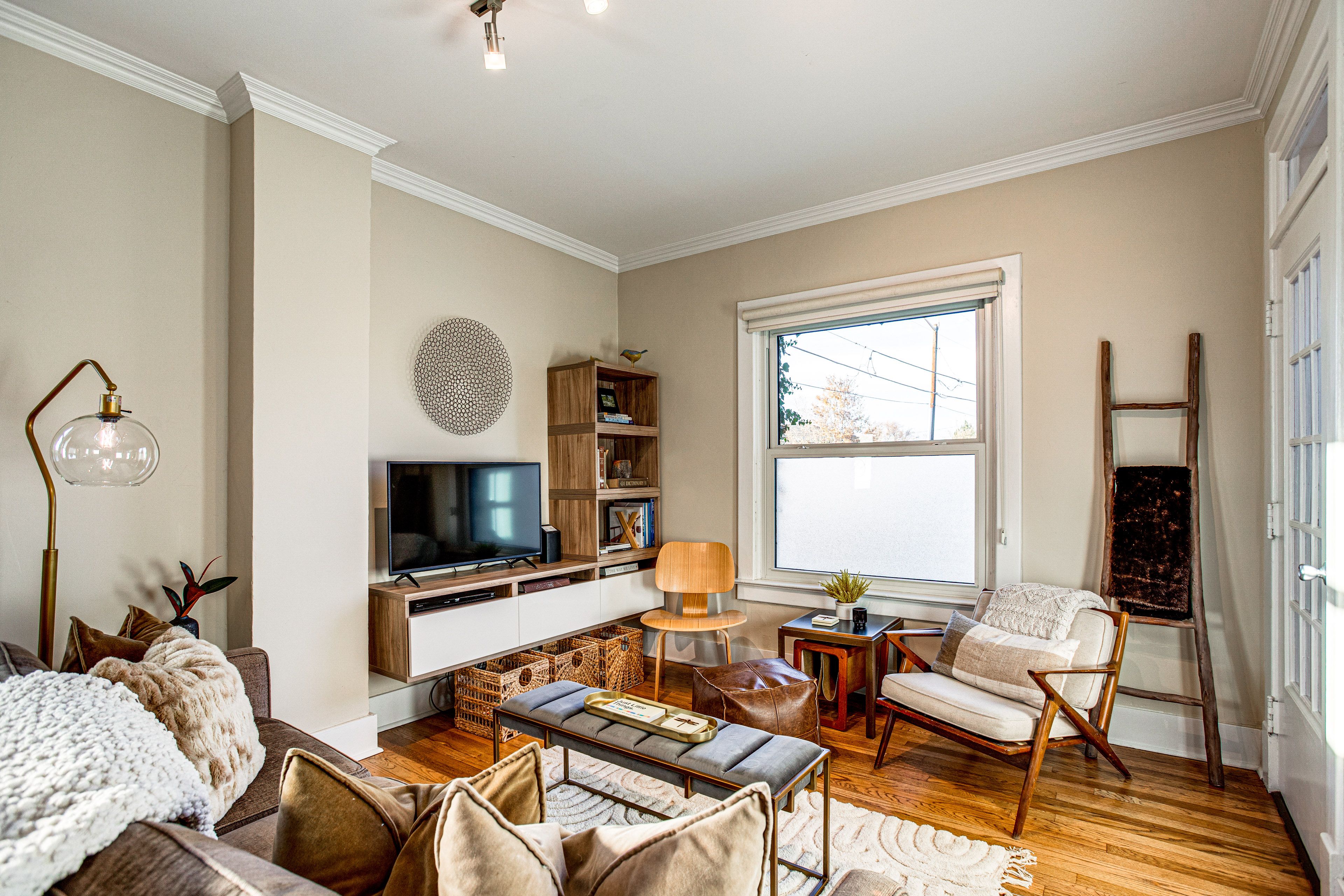 Denver Vacation Rental | 2BR | 1BA | Steps Required | 875 Sq Ft