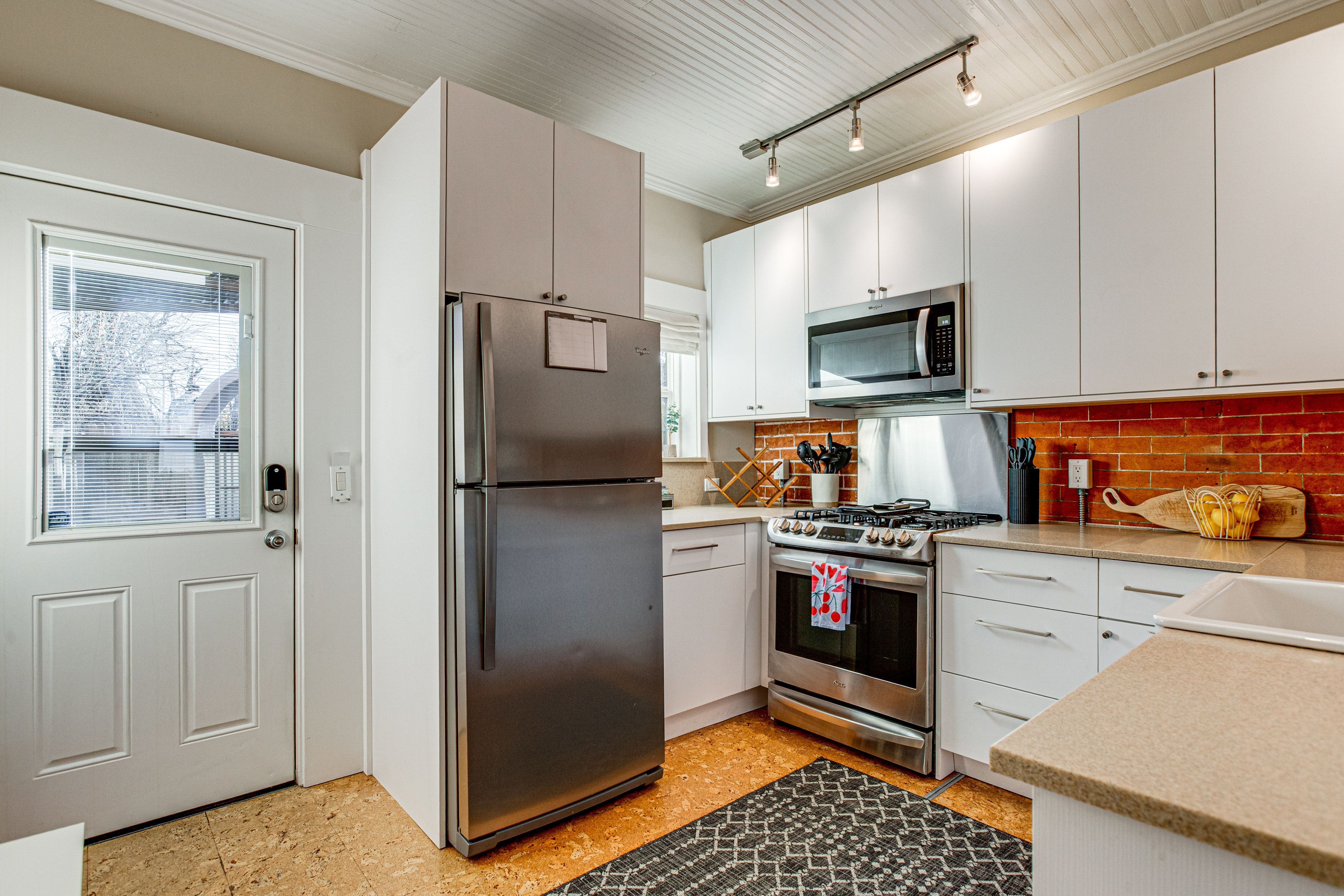 Kitchen | Dishwasher