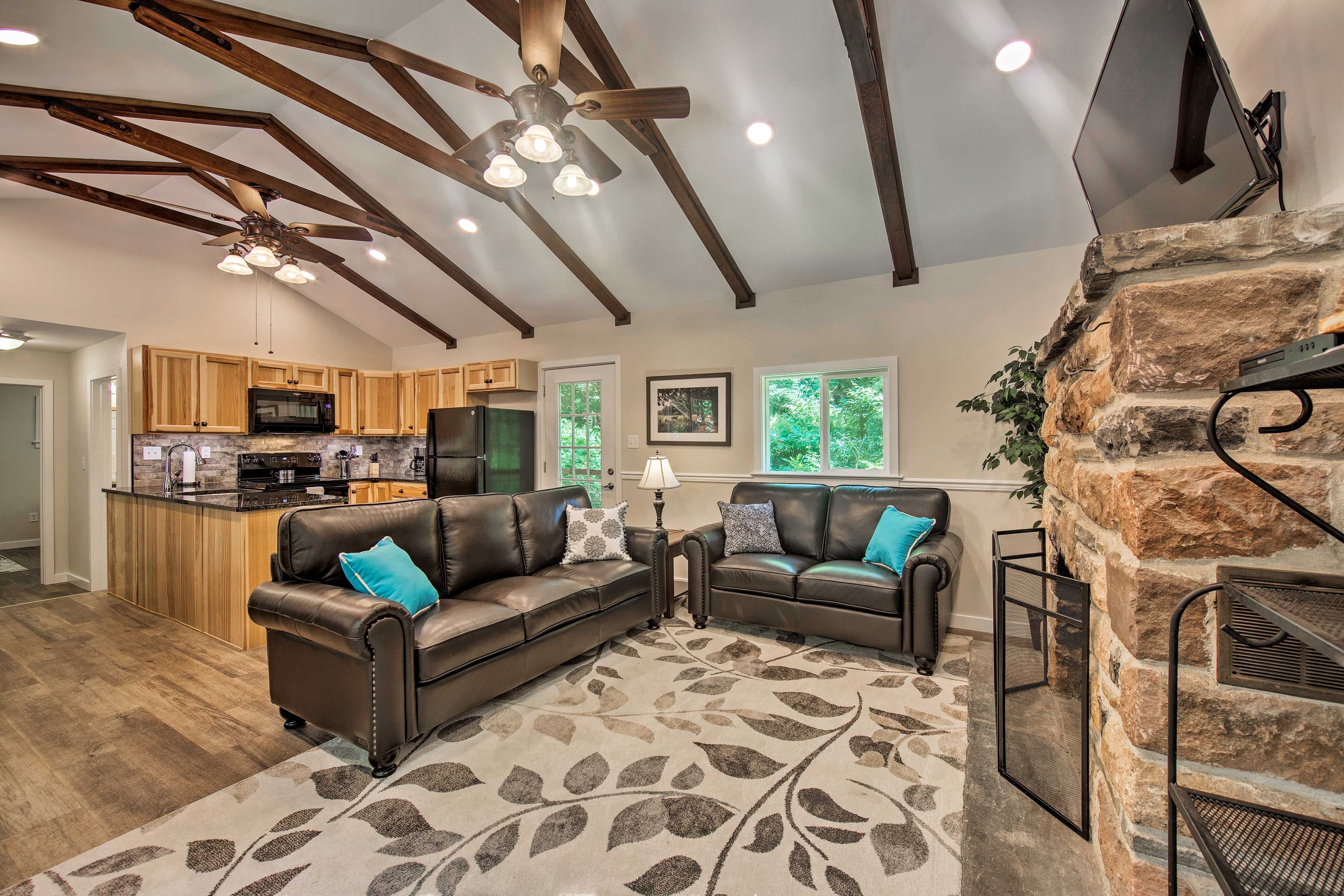 Jonestown Vacation Rental | 3BR | 2BA | 1,200 Sq Ft | Stairs Required