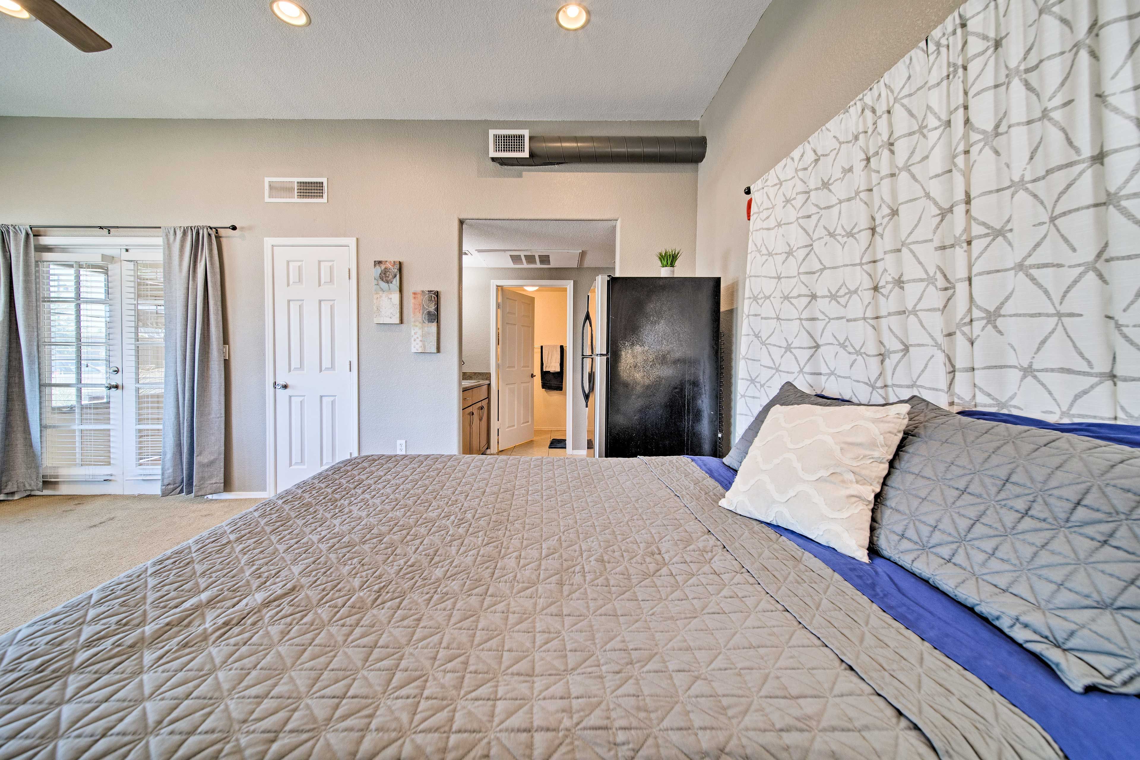 The kitchenette is located just around the corner.