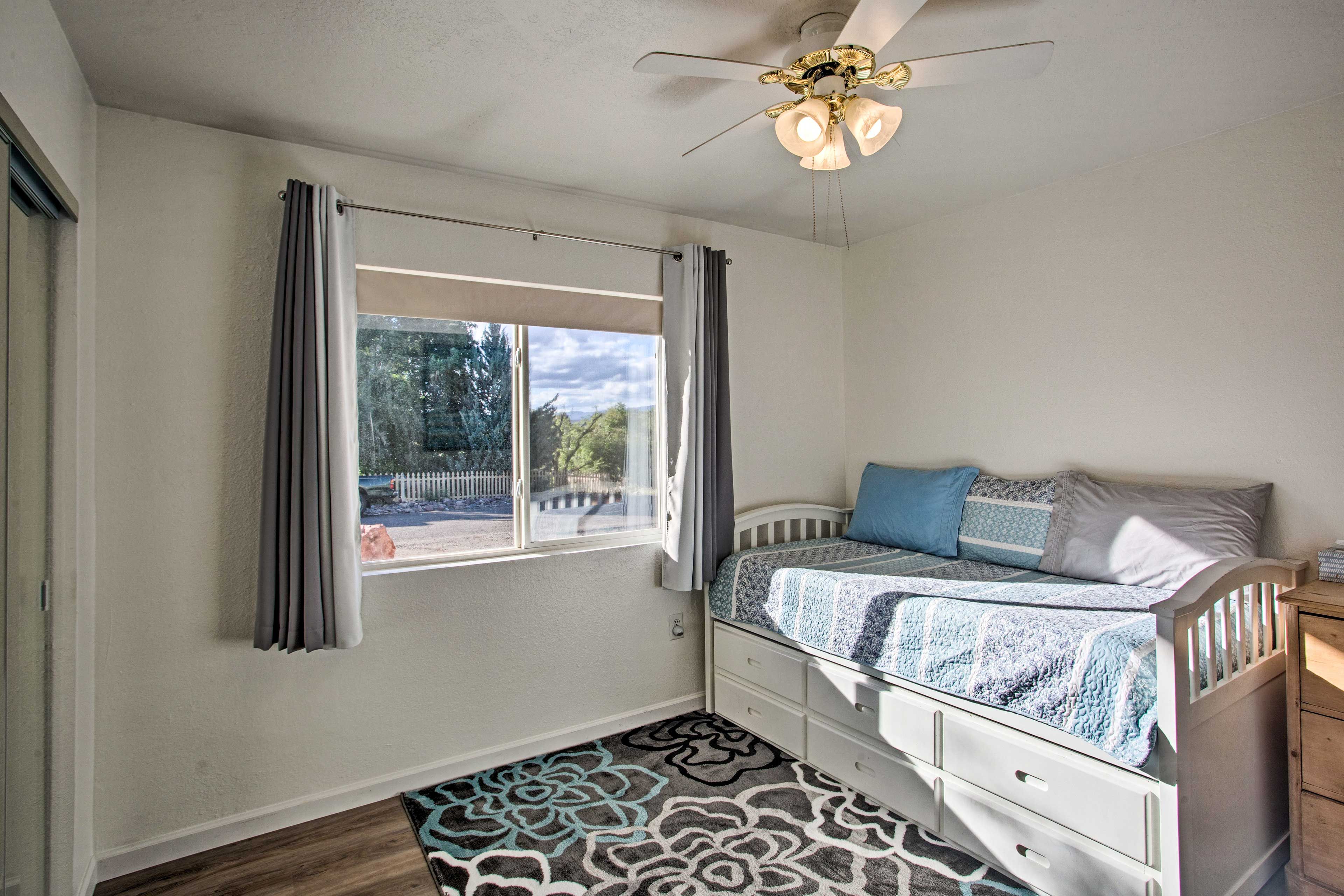 Rise and shine to a natural sunlight alarm clock.