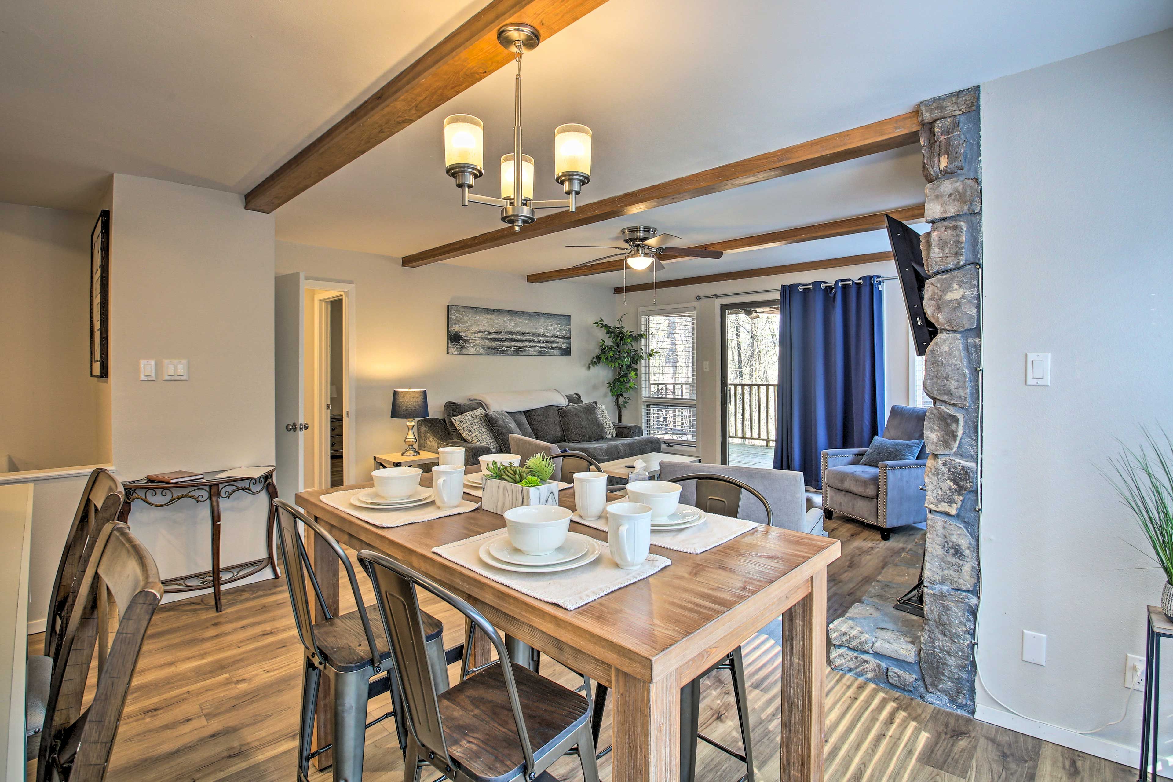 Dining Area | 1st Floor